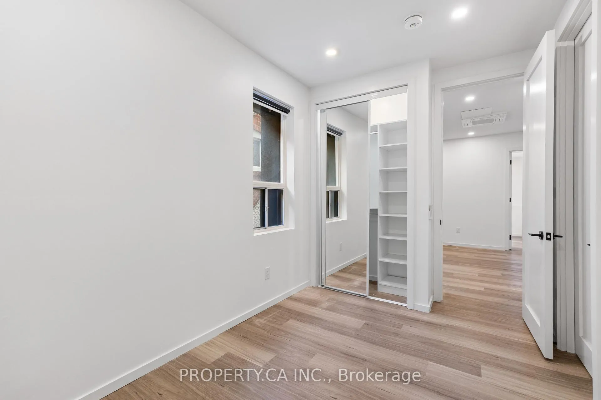 Photo 13 of Unit 203, 1989 Yonge Street, Toronto, Mount Pleasant West — HOMEH