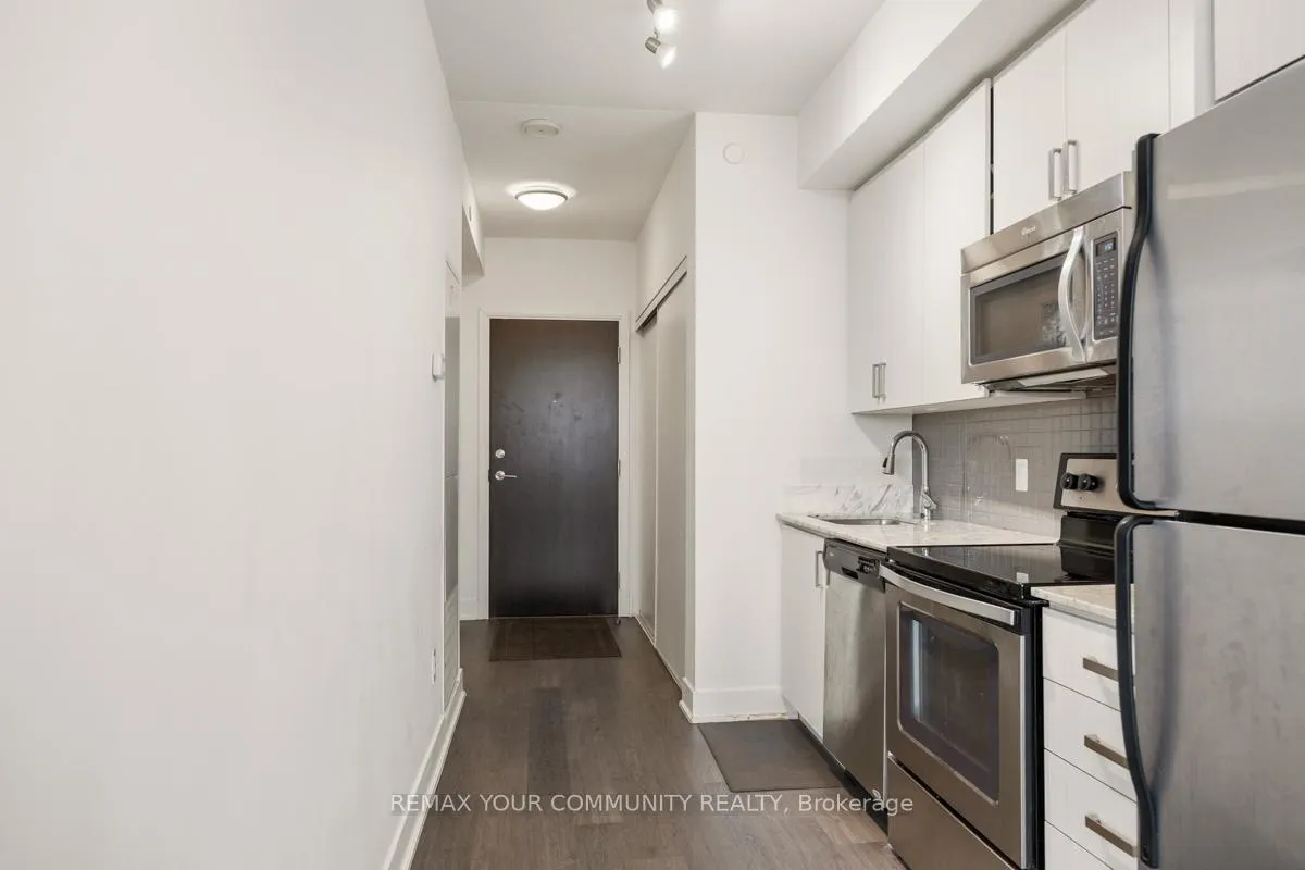 Photo 3 of Unit 518, 7608 Yonge Street, Vaughan, Crestwood-Springfarm-Yorkhill — HOMEH
