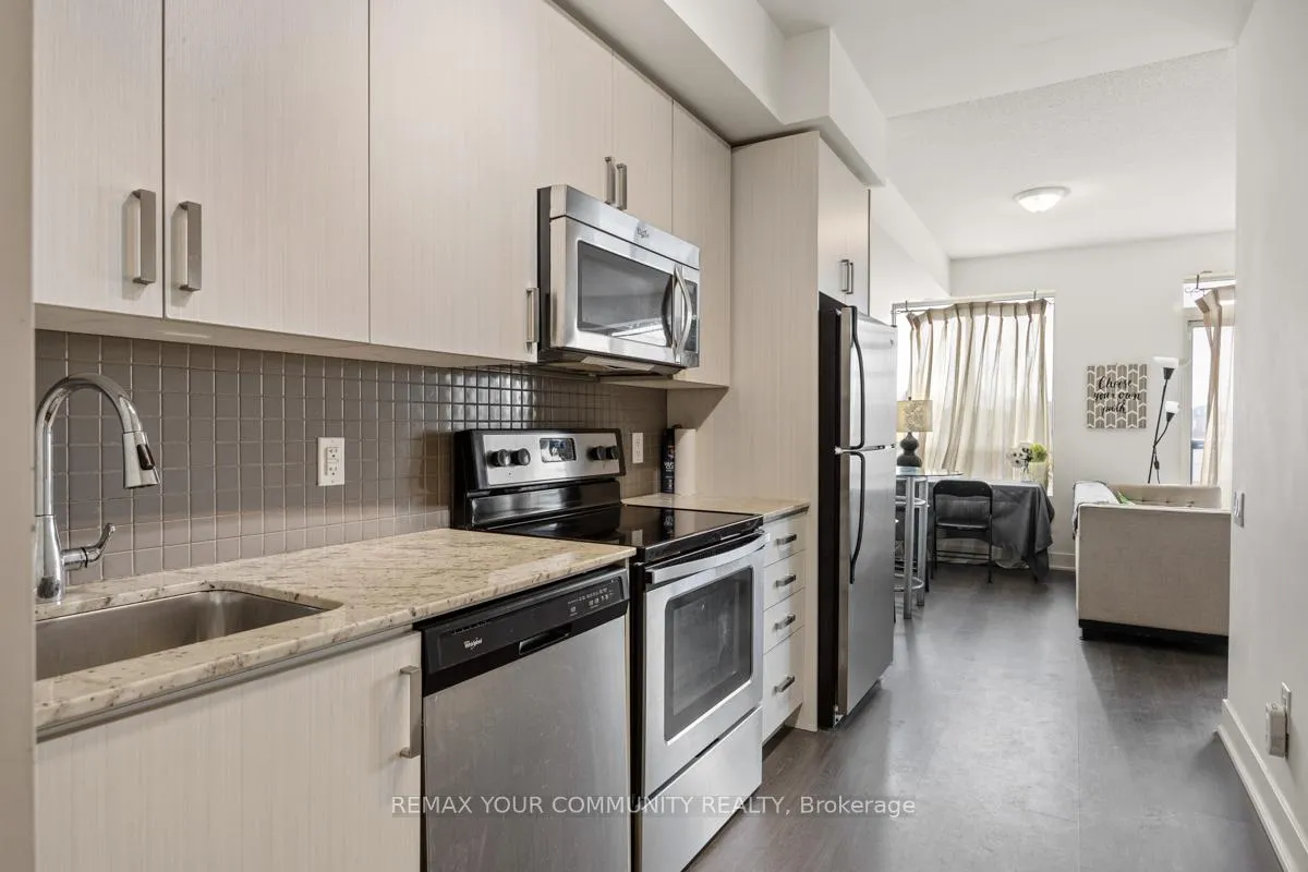 Photo 4 of Unit 518, 7608 Yonge Street, Vaughan, Crestwood-Springfarm-Yorkhill — HOMEH