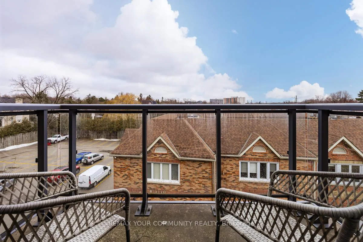Photo 16 of Unit 518, 7608 Yonge Street, Vaughan, Crestwood-Springfarm-Yorkhill — HOMEH