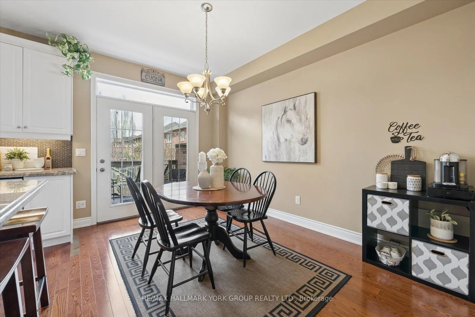 Photo 8 of 202 Duskywing Way, Oakville, Bronte — HOMEH