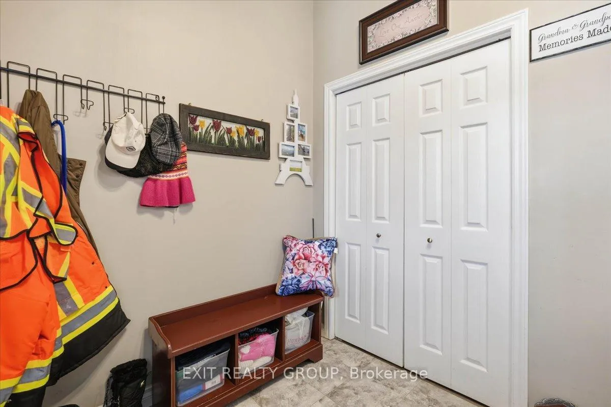 Photo 3 of 218 Brant Street, Deseronto, Deseronto (Town) — HOMEH