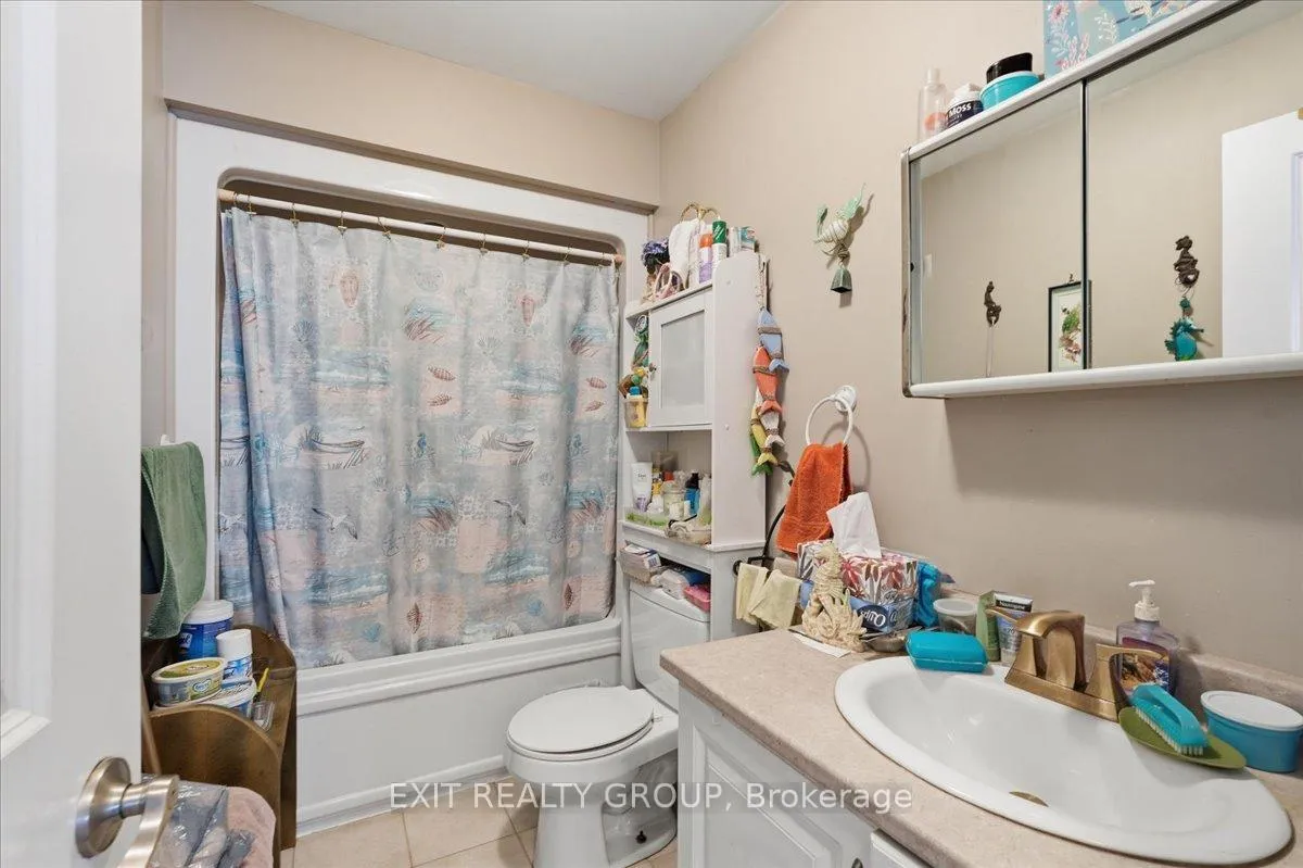 Photo 9 of 218 Brant Street, Deseronto, Deseronto (Town) — HOMEH