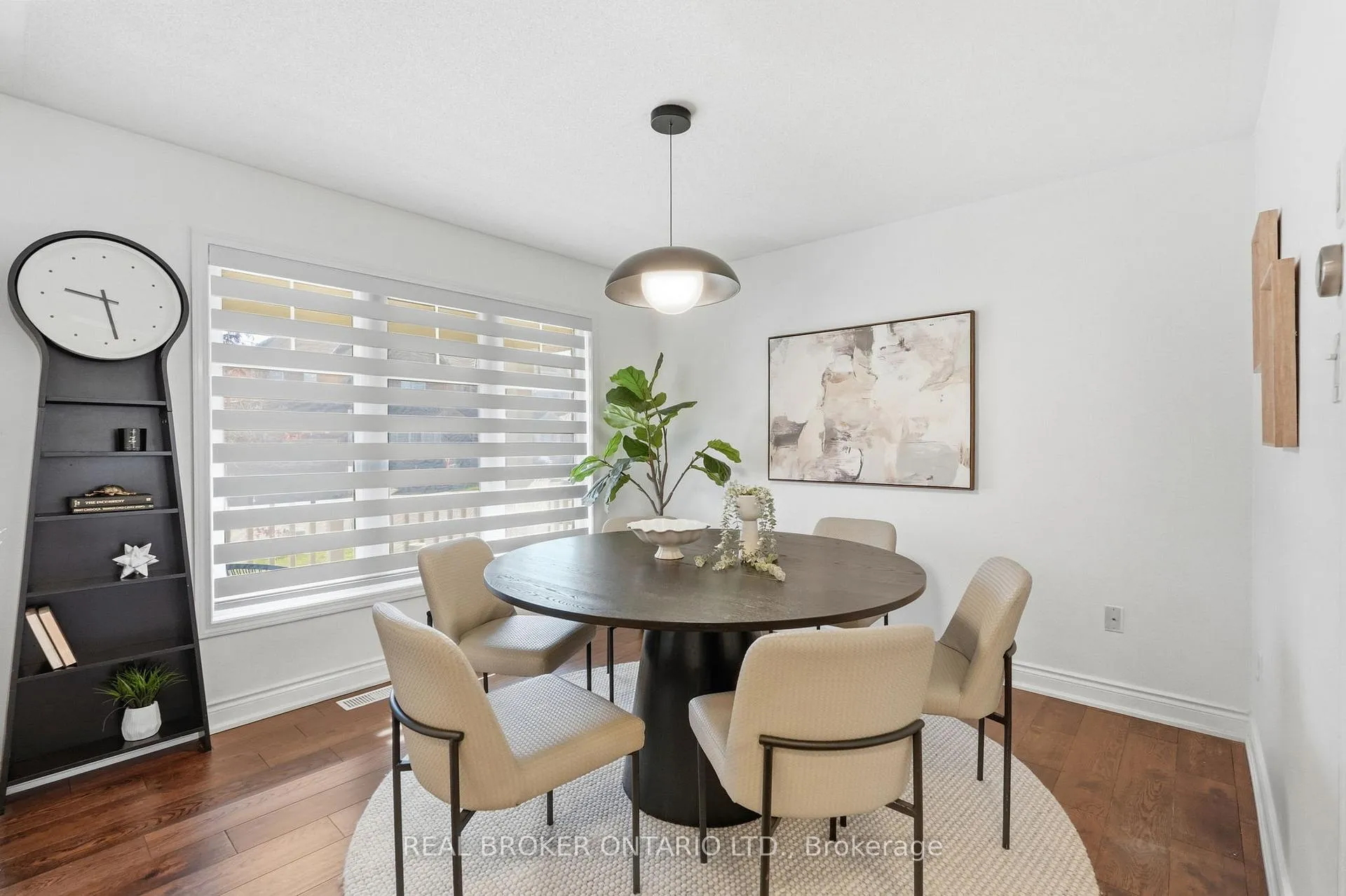 Photo 9 of 1119 Solomon Court, Milton, Willmott — HOMEH