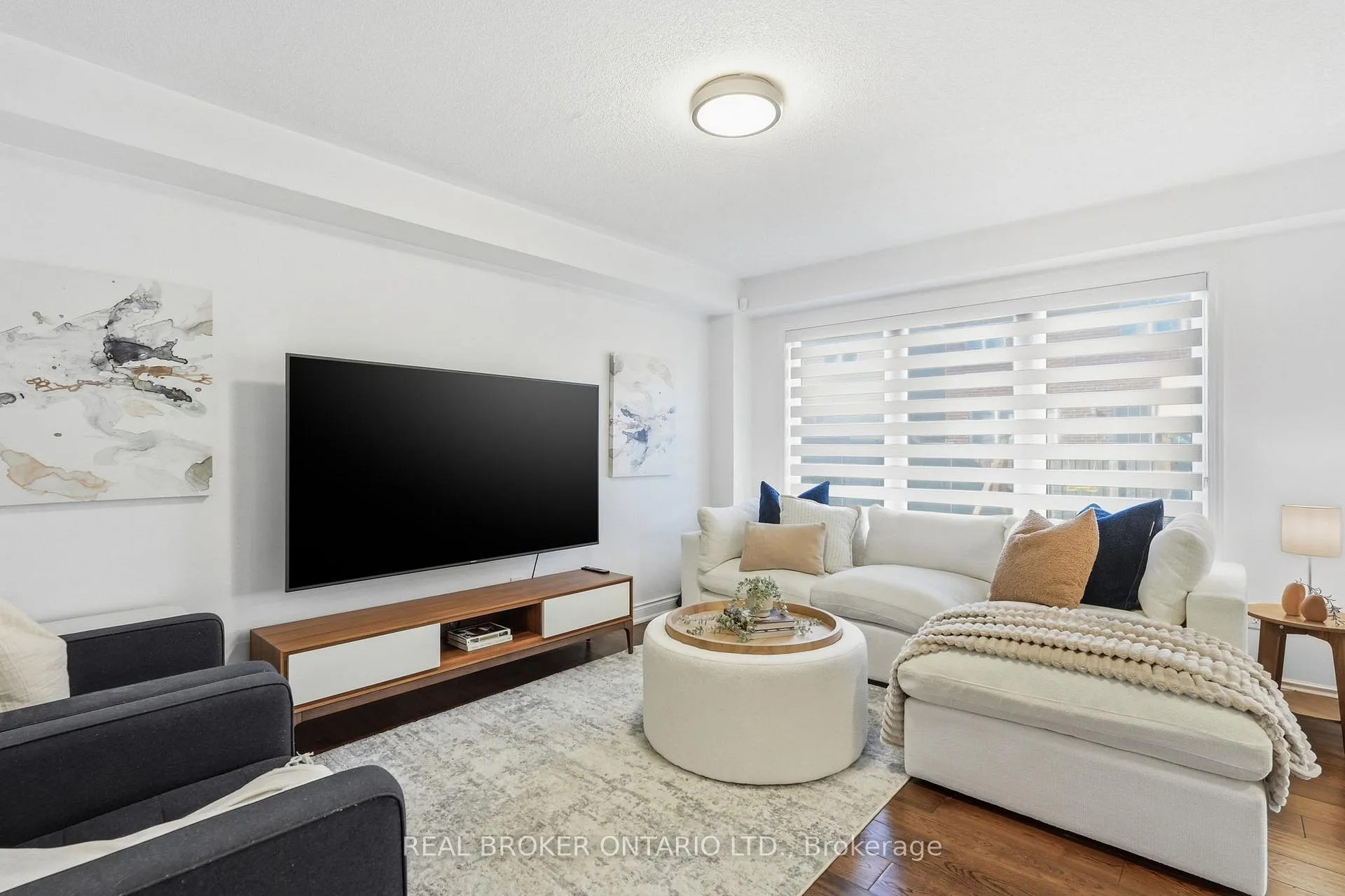 Photo 12 of 1119 Solomon Court, Milton, Willmott — HOMEH