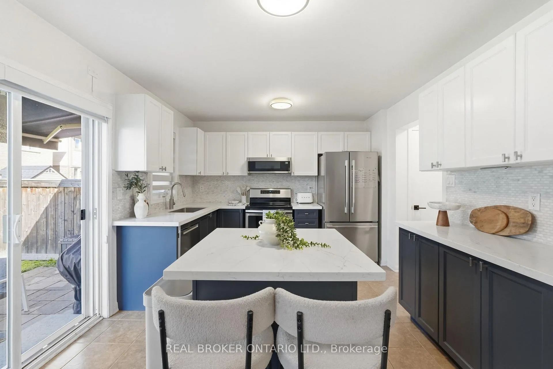 Photo 15 of 1119 Solomon Court, Milton, Willmott — HOMEH