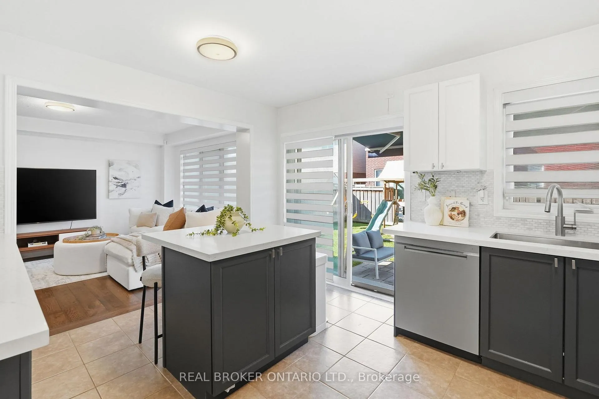 Photo 16 of 1119 Solomon Court, Milton, Willmott — HOMEH
