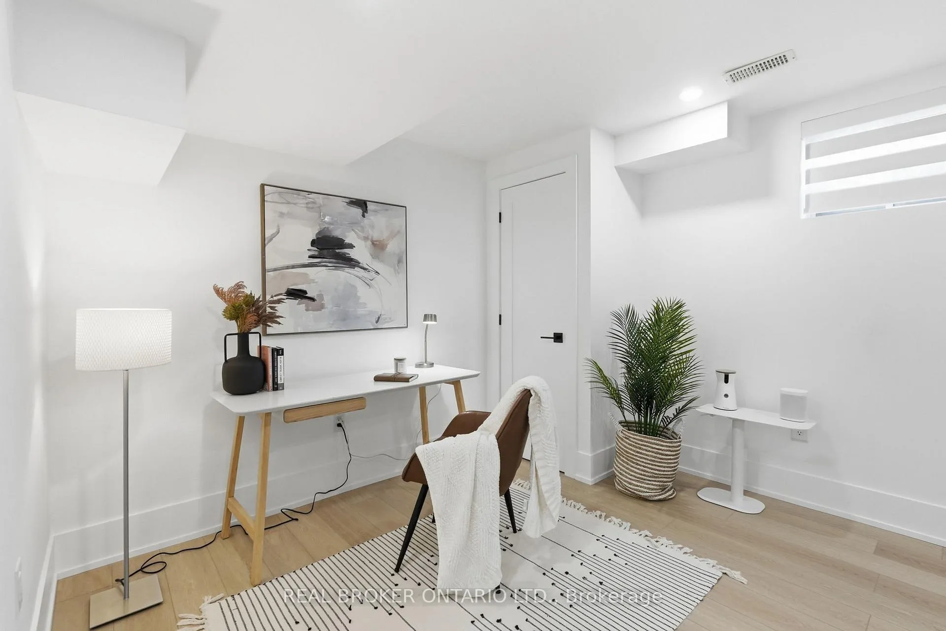 Photo 42 of 1119 Solomon Court, Milton, Willmott — HOMEH