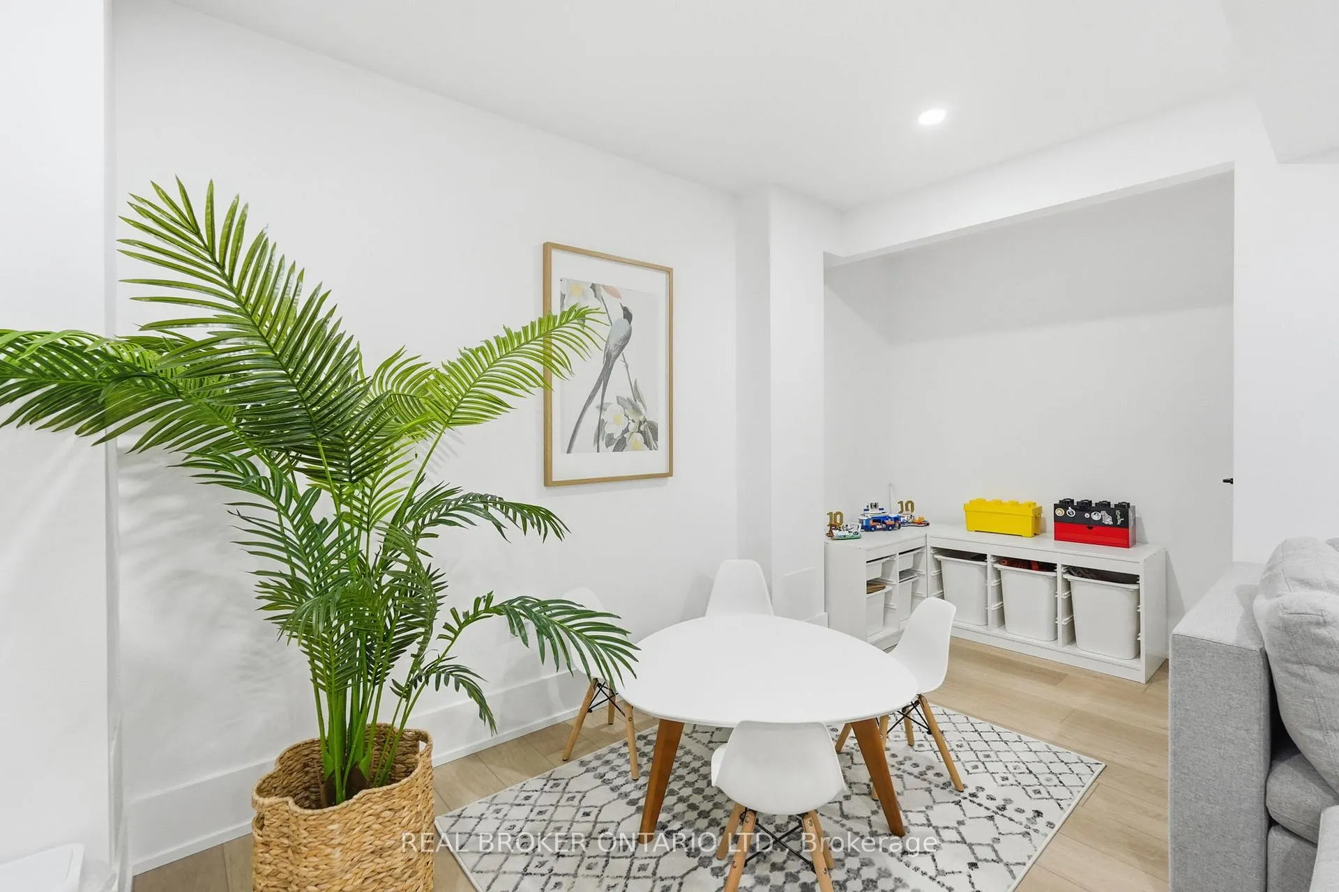 Photo 45 of 1119 Solomon Court, Milton, Willmott — HOMEH