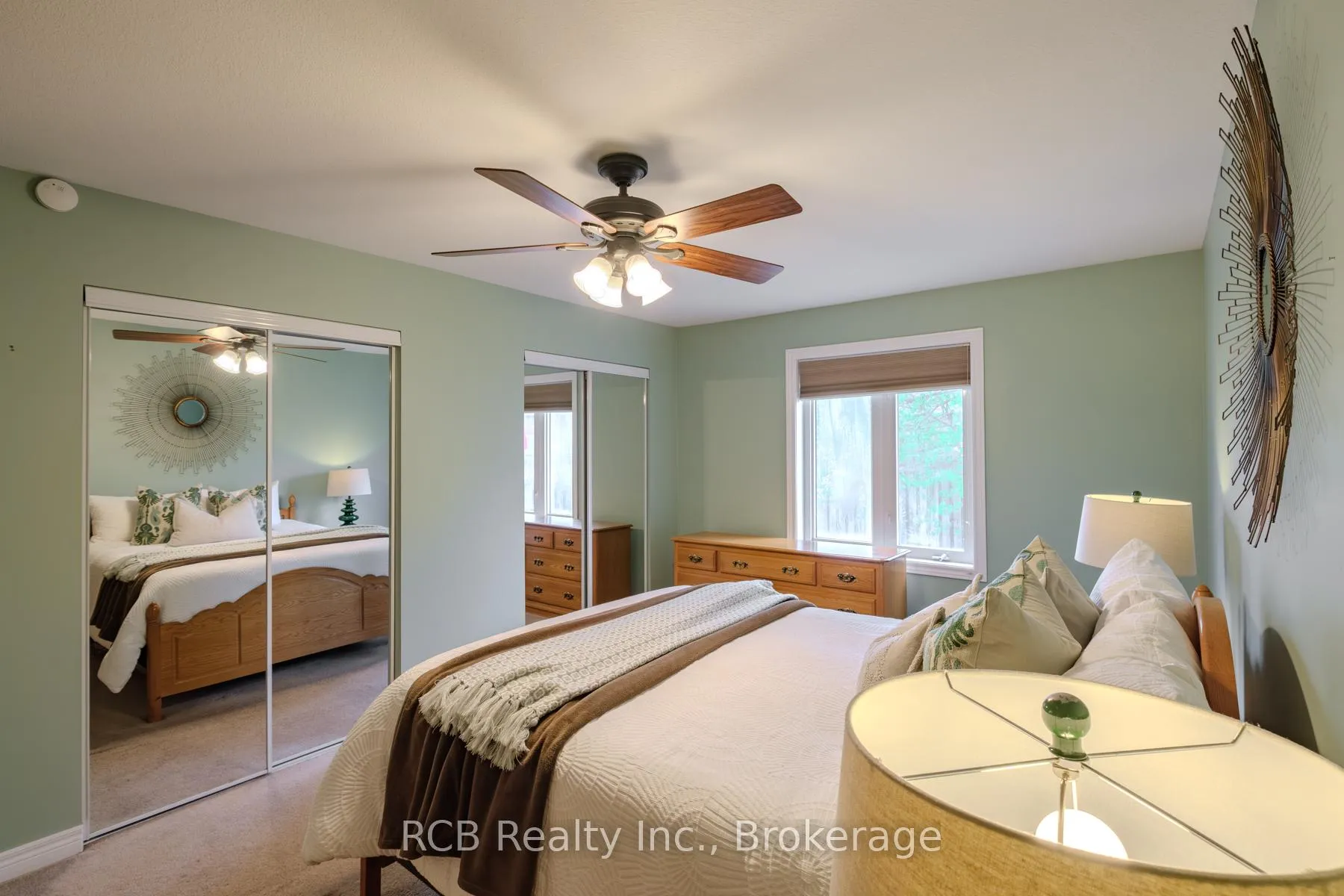 Photo 11 of Unit 21, 54 Garden Avenue, Brantford, Echo Place — HOMEH