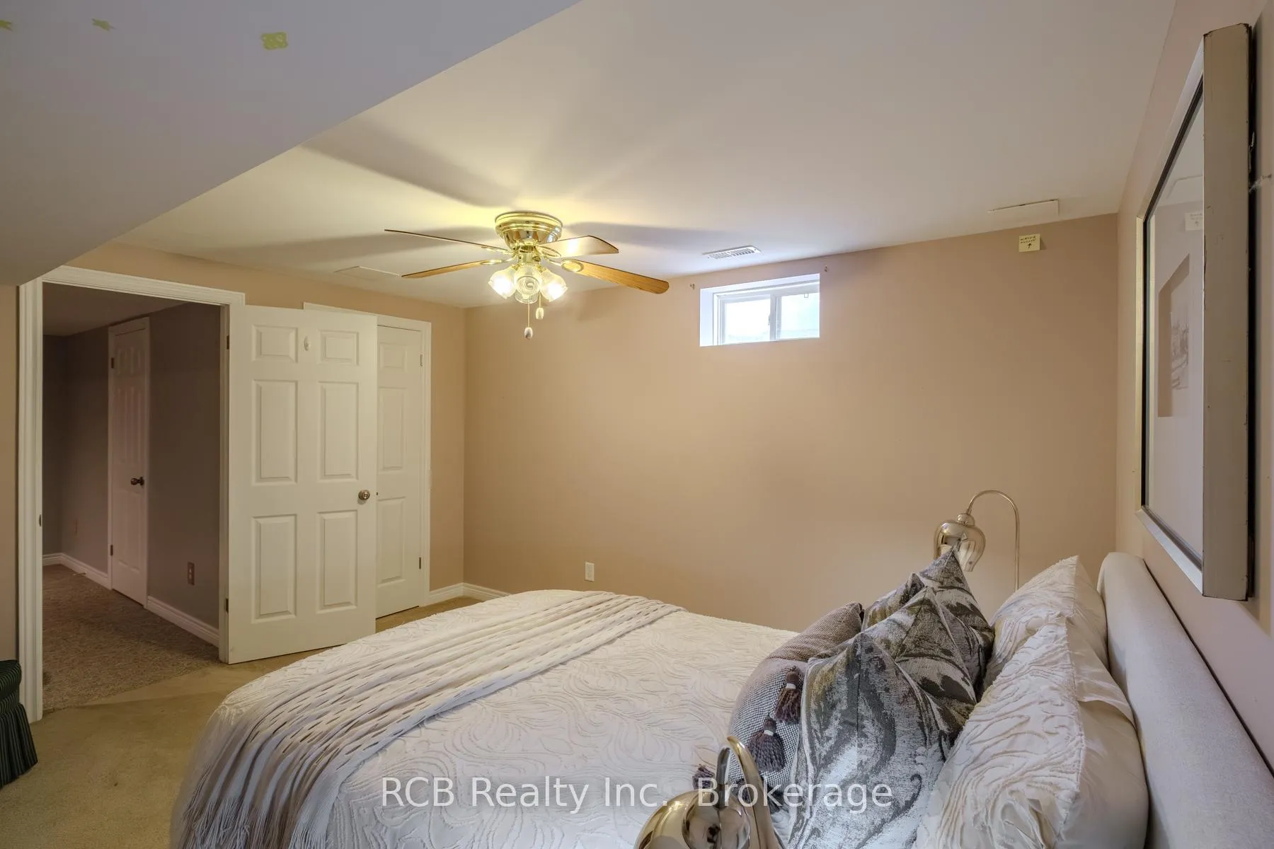 Photo 14 of Unit 21, 54 Garden Avenue, Brantford, Echo Place — HOMEH