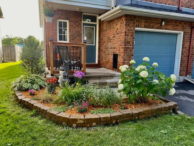 Photo 3 of 919 Markwick Crescent, Ottawa, Notting Hill/Summerside — HOMEH