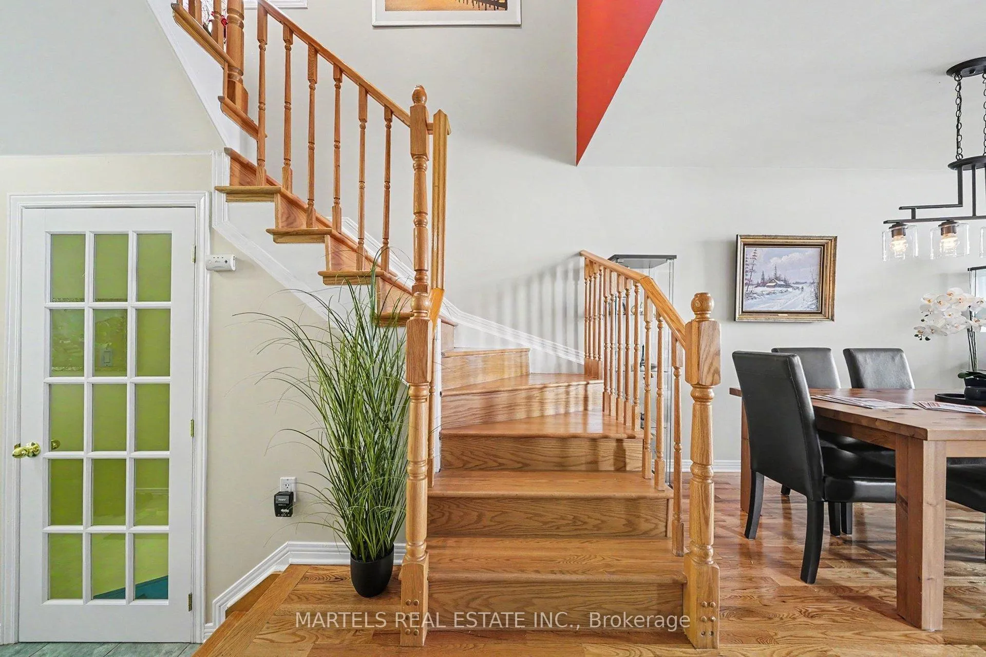 Photo 13 of 919 Markwick Crescent, Ottawa, Notting Hill/Summerside — HOMEH