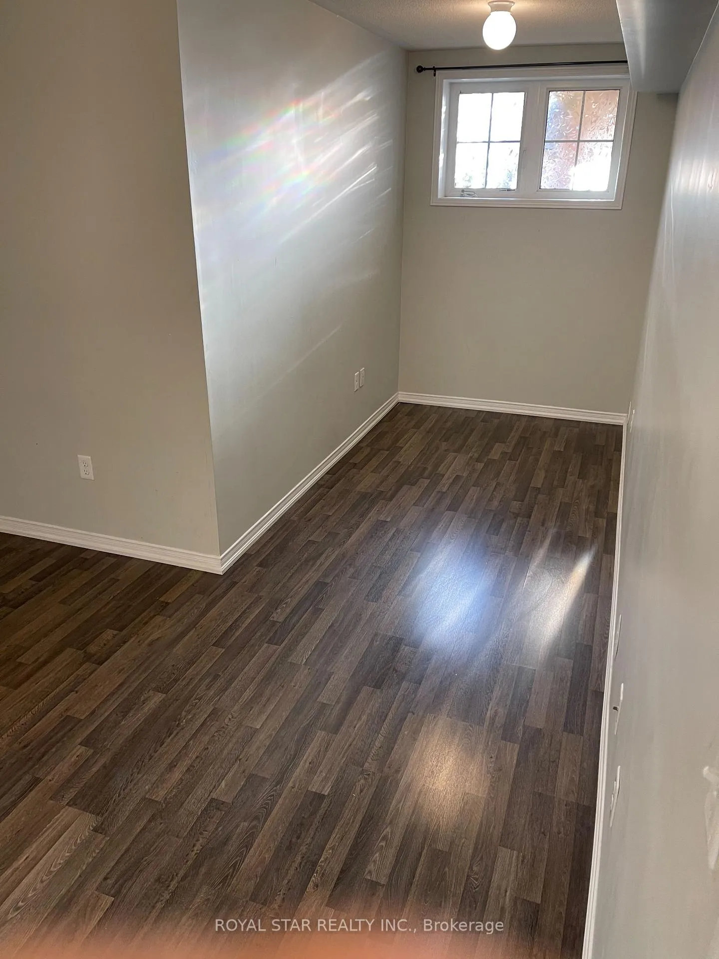 Photo 8 of Unit 1, 2484 Post Road, Oakville, River Oaks — HOMEH