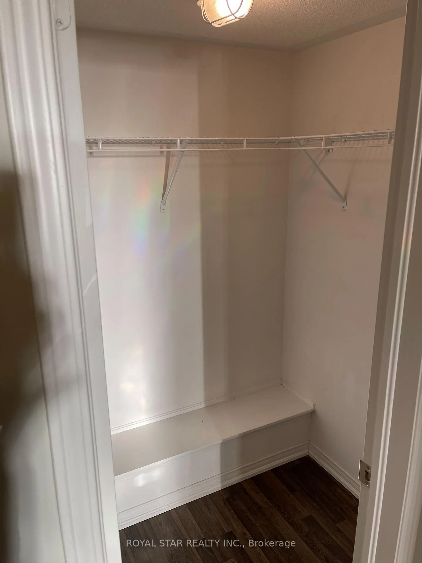 Photo 11 of Unit 1, 2484 Post Road, Oakville, River Oaks — HOMEH