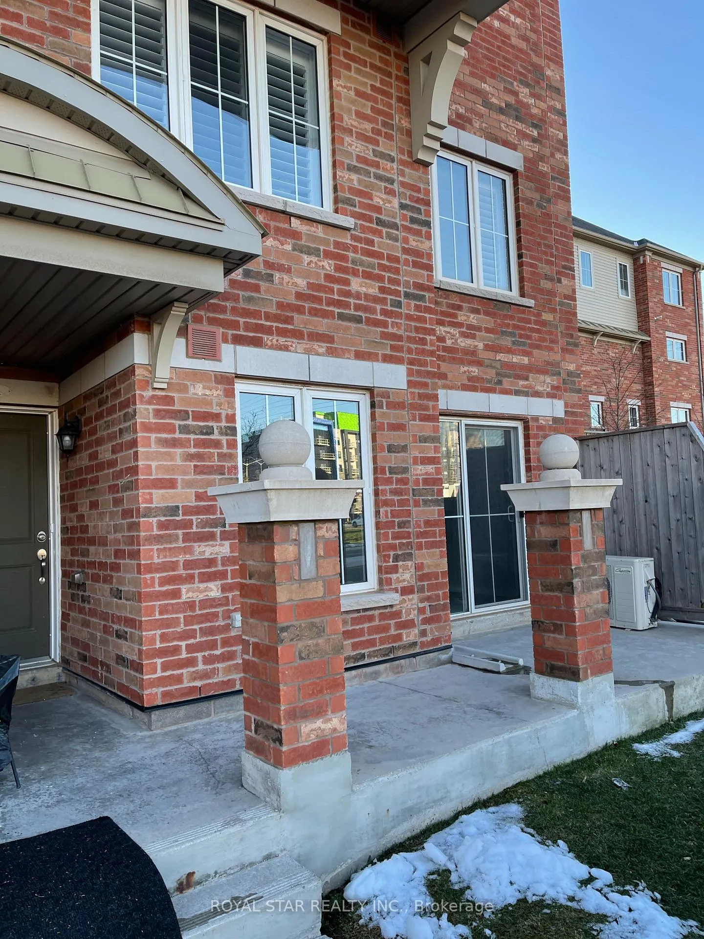 Photo 16 of Unit 1, 2484 Post Road, Oakville, River Oaks — HOMEH
