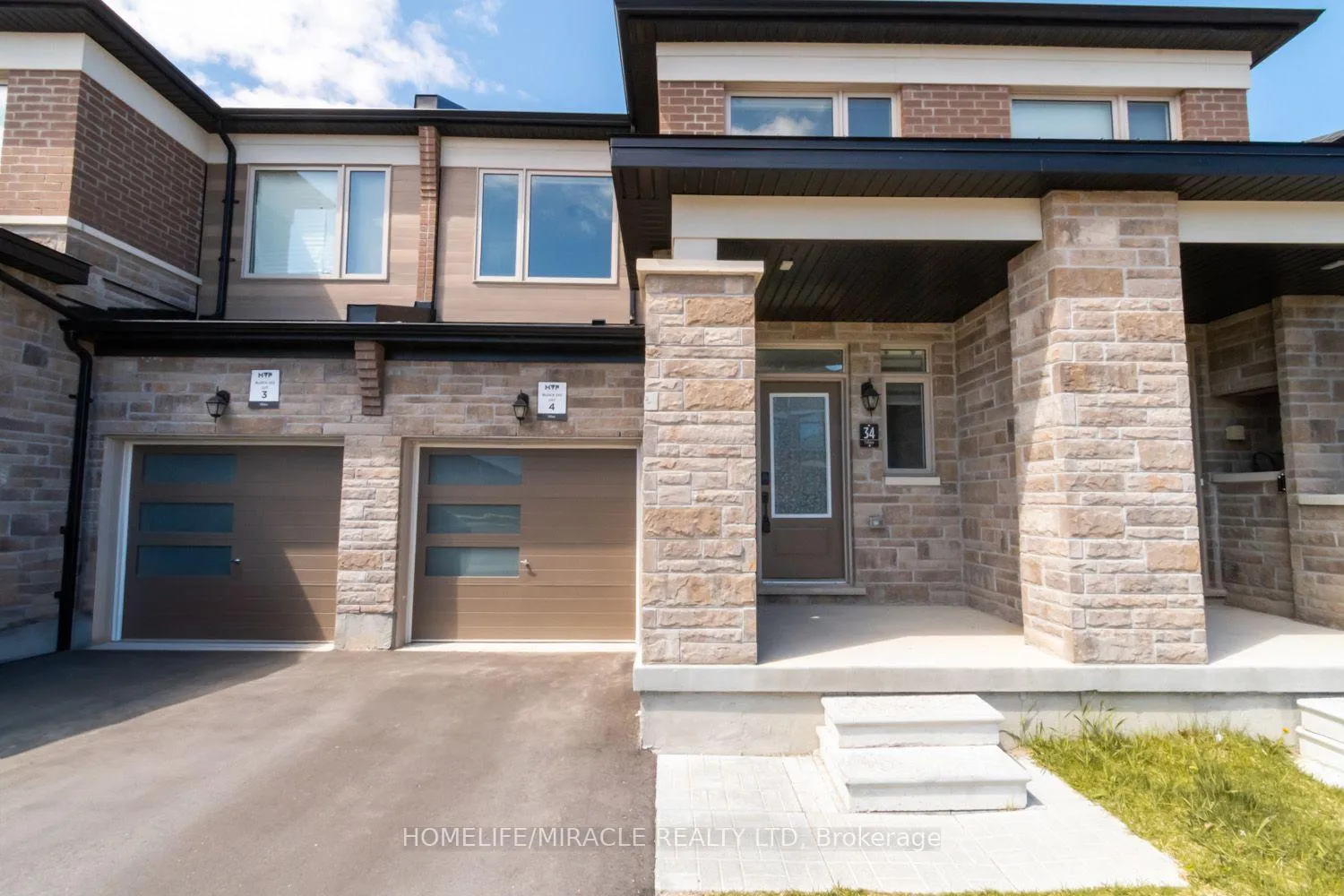 Front of 34 Valleybrook Road