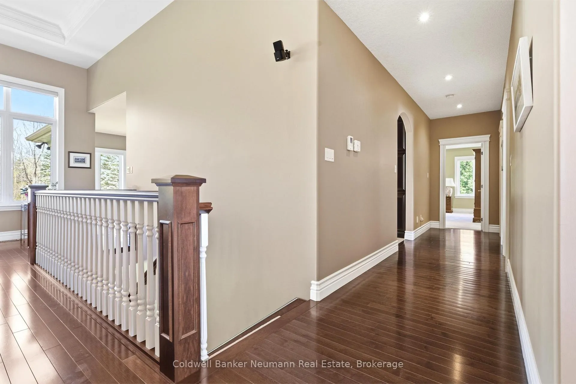 Photo 12 of 33 Cassin Court, Puslinch, Rural Puslinch East — HOMEH