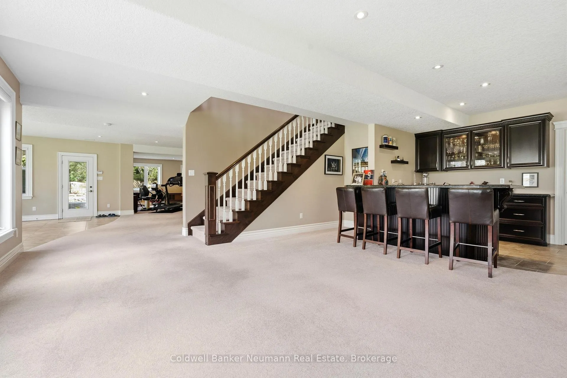 Photo 25 of 33 Cassin Court, Puslinch, Rural Puslinch East — HOMEH