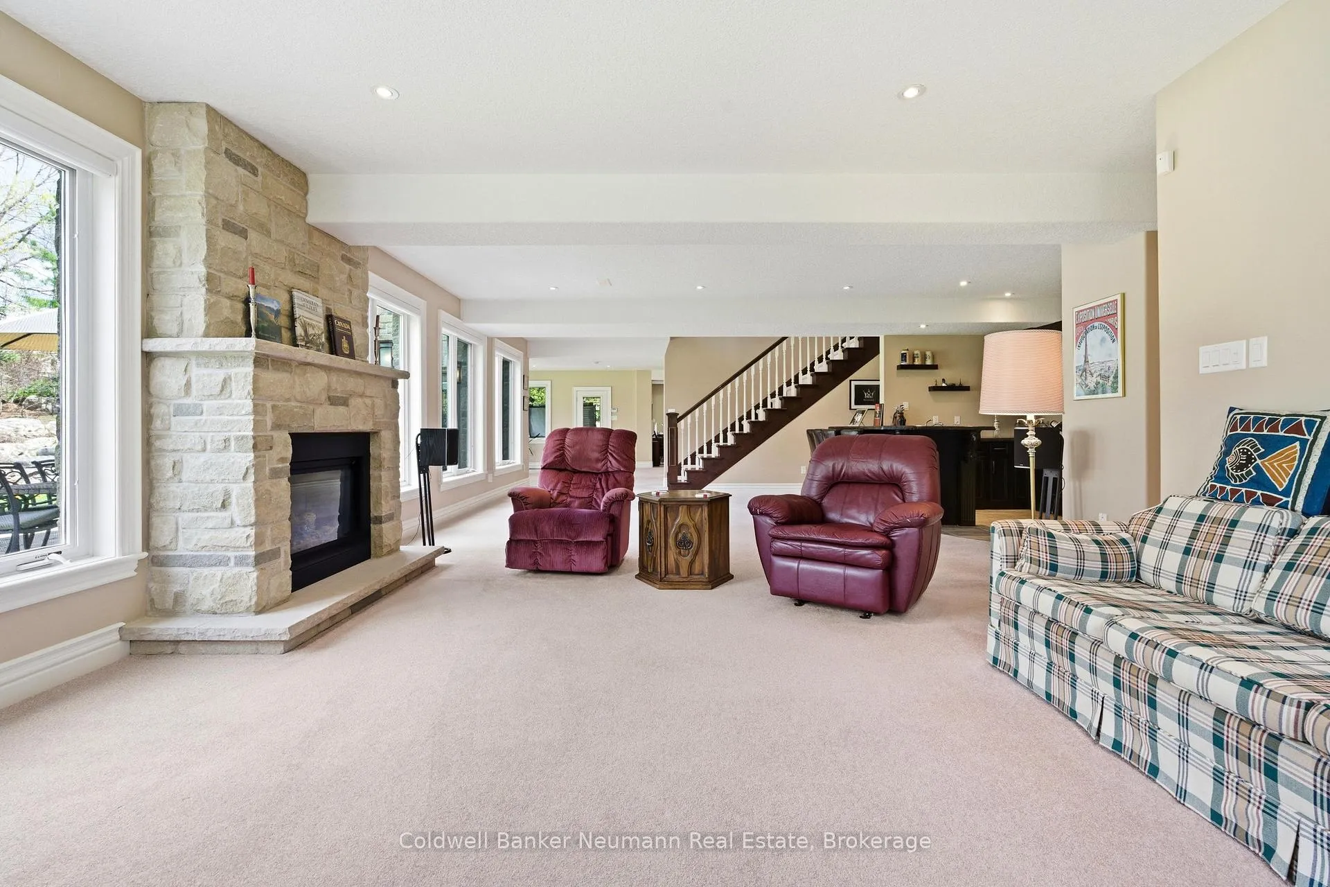 Photo 29 of 33 Cassin Court, Puslinch, Rural Puslinch East — HOMEH