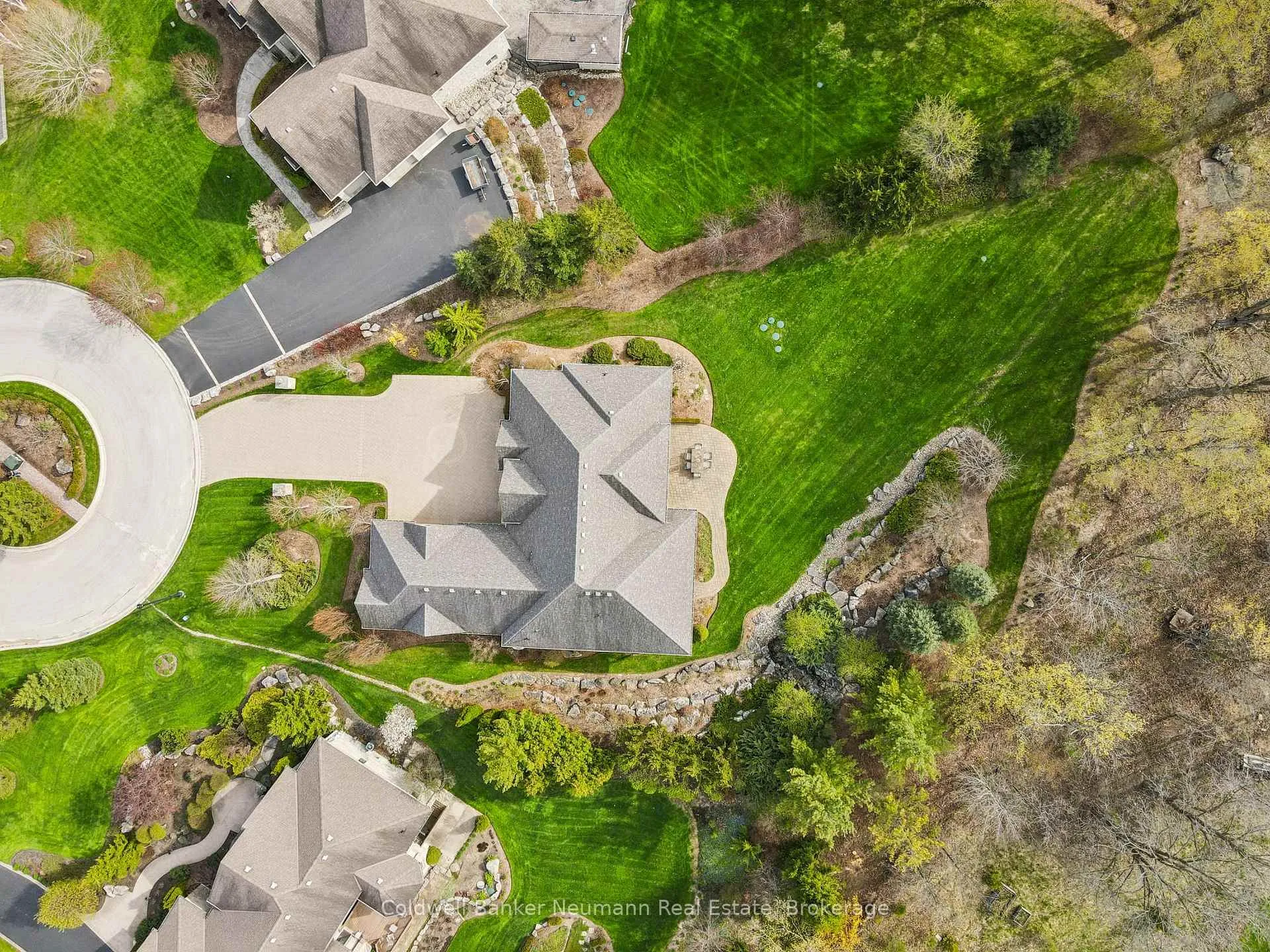 Photo 50 of 33 Cassin Court, Puslinch, Rural Puslinch East — HOMEH