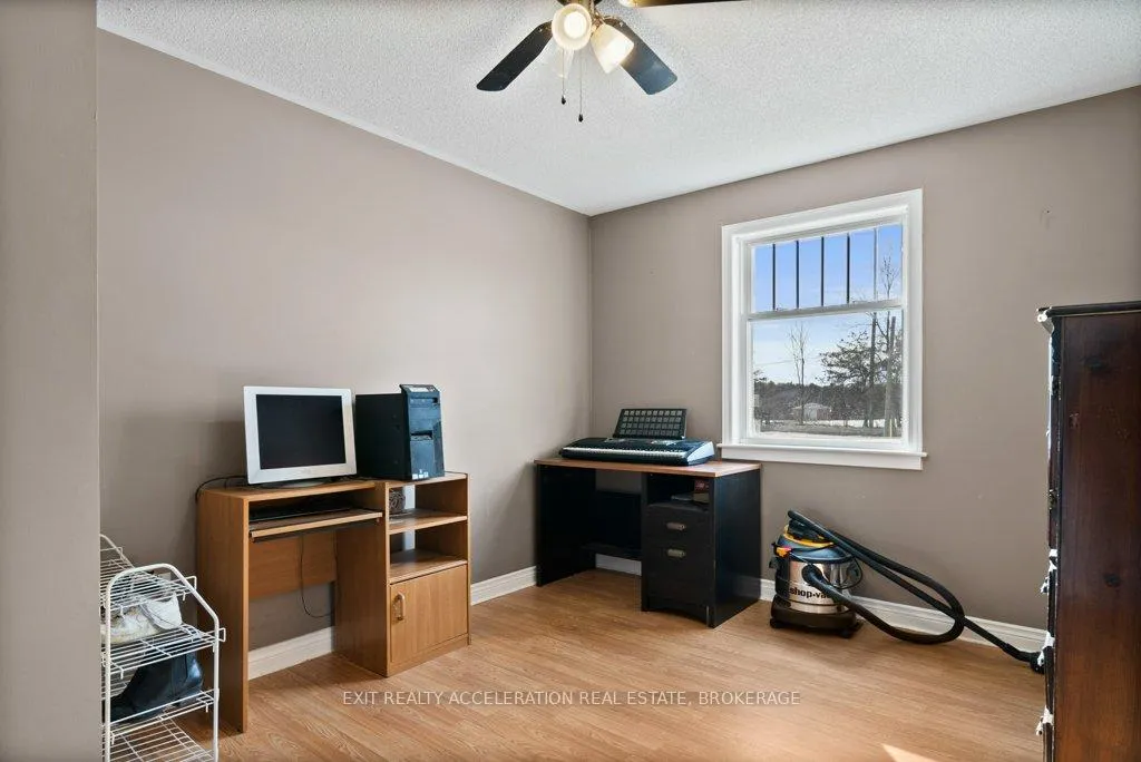 Photo 19 of 1633 Lazier Road, Tyendinaga, Tyendinaga Township — HOMEH