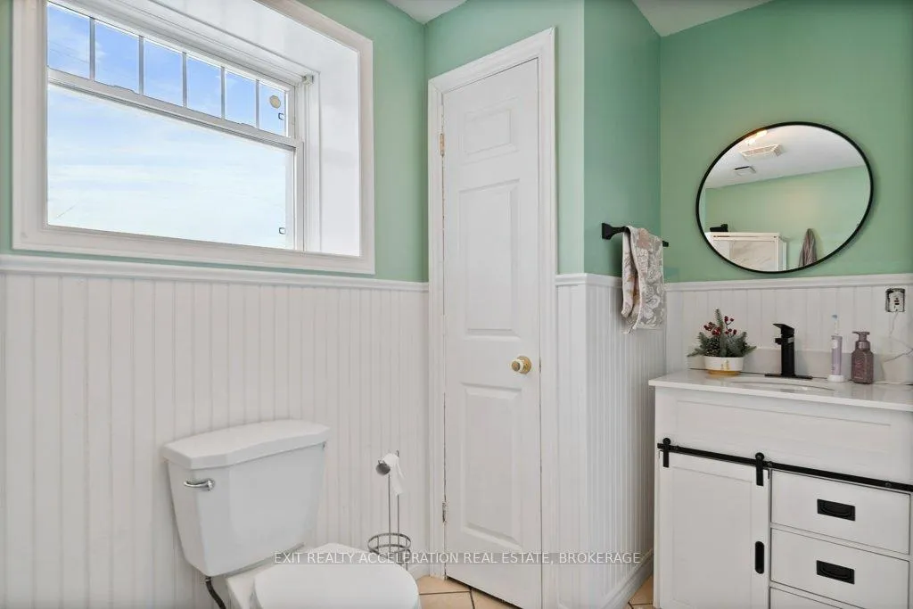 Photo 33 of 1633 Lazier Road, Tyendinaga, Tyendinaga Township — HOMEH