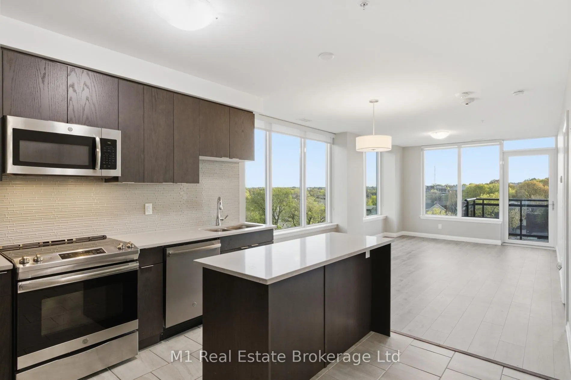 Photo 10 of Unit 705, 63 Arthur Street S, Guelph, St. Patrick's Ward — HOMEH