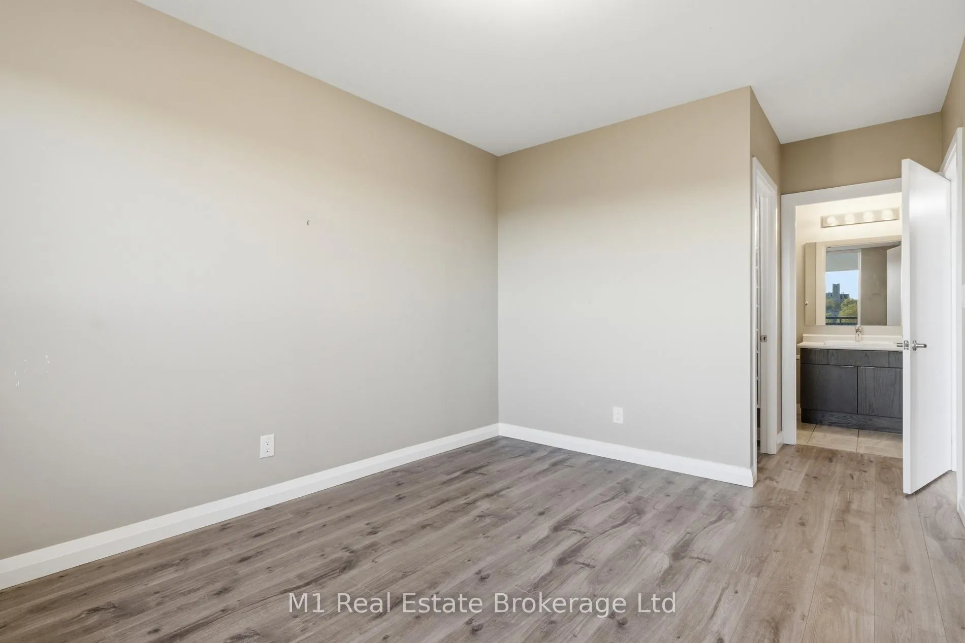 Photo 17 of Unit 705, 63 Arthur Street S, Guelph, St. Patrick's Ward — HOMEH