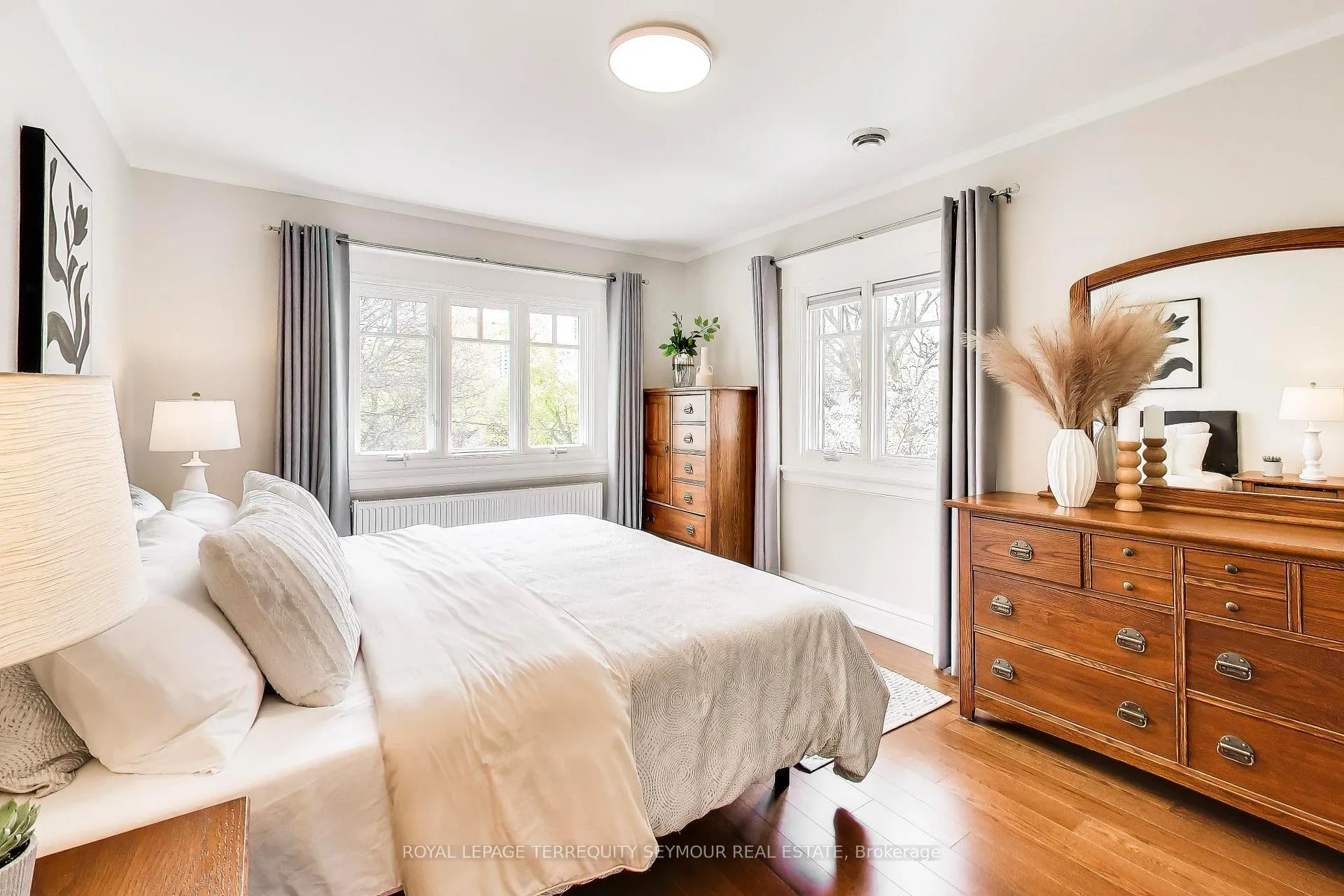 Photo 22 of 14 Wilfrid Avenue, Toronto, Mount Pleasant West — HOMEH