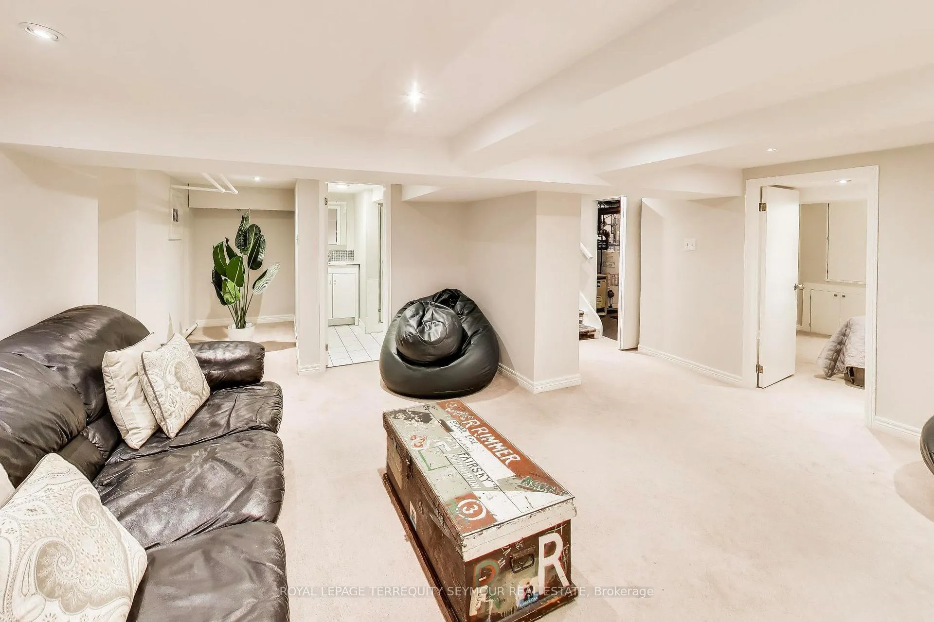 Photo 33 of 14 Wilfrid Avenue, Toronto, Mount Pleasant West — HOMEH