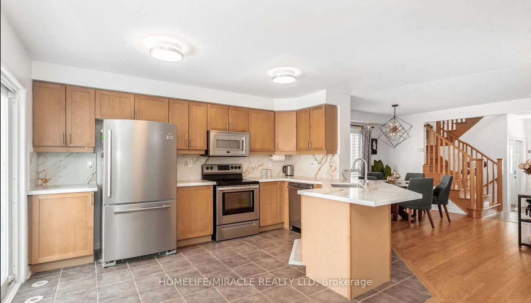 Photo 8 of 795 Howden Crescent, Milton, Coates — HOMEH