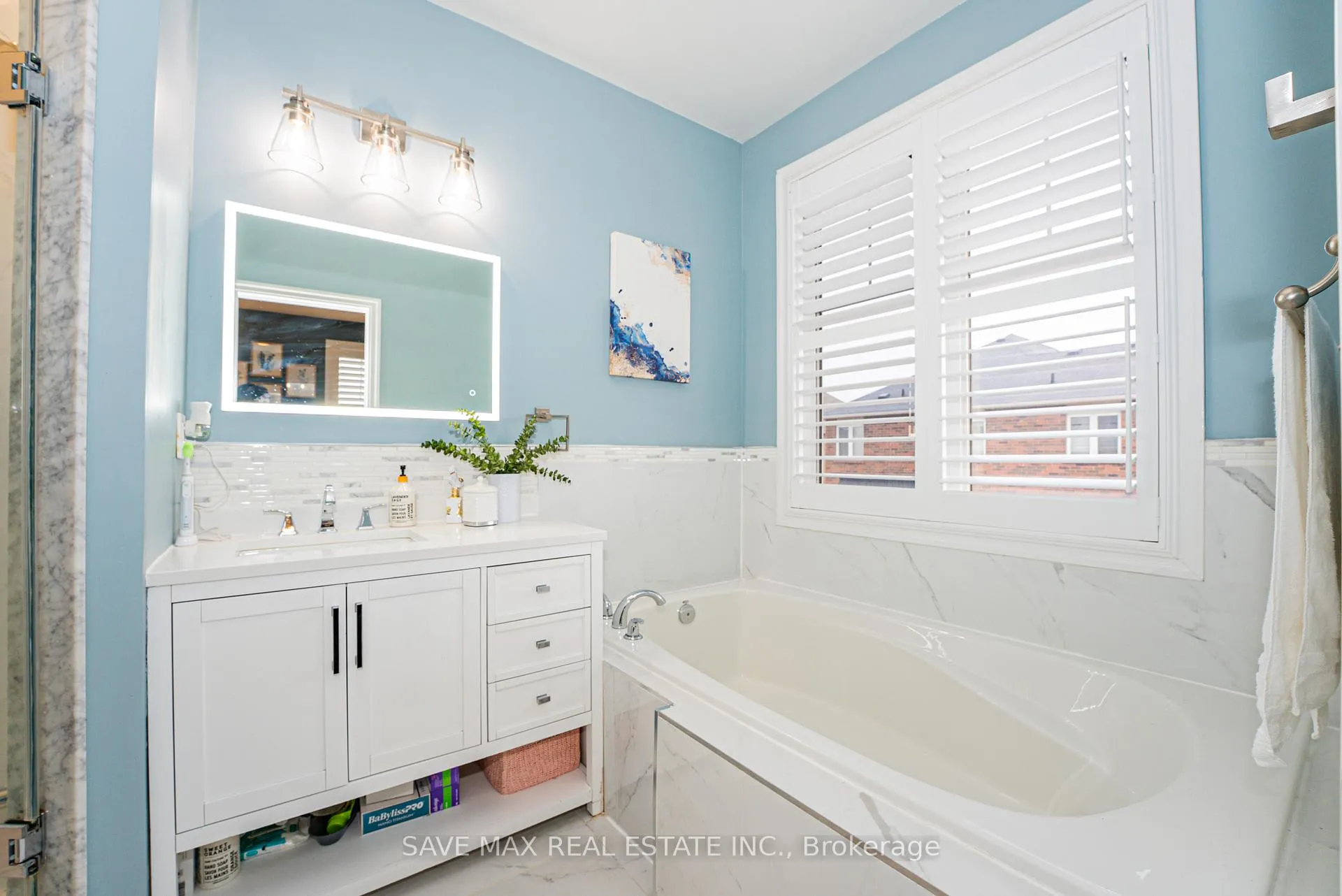 Photo 28 of Unit Upper, 198 Gardenbrooke Trail, Brampton, Bram East — HOMEH