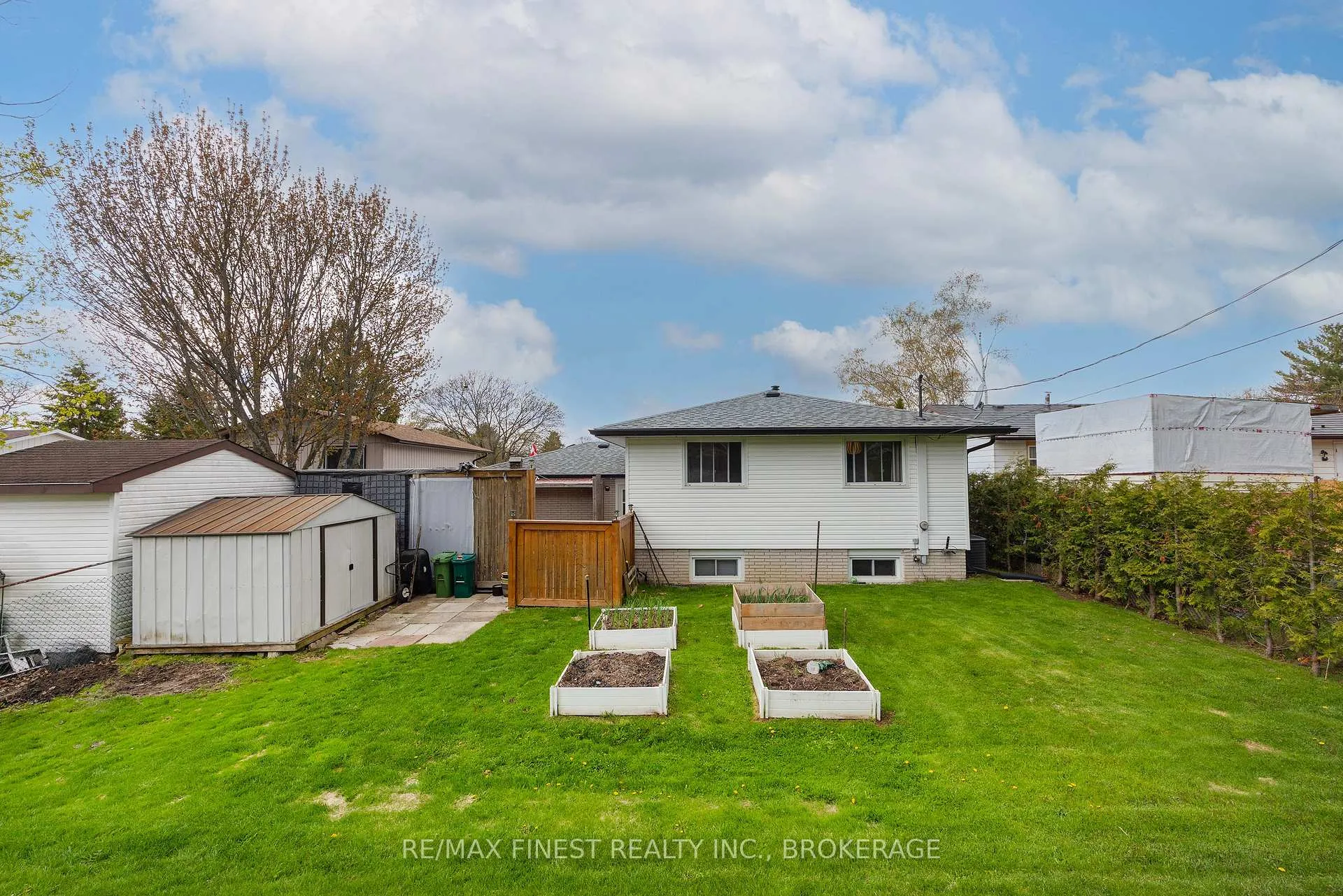 Photo 40 of 790 High Gate Park Drive, Kingston, South of Taylor-Kidd Blvd — HOMEH