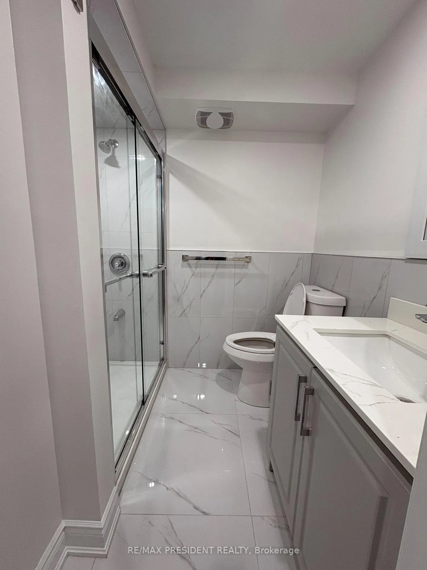 Photo 3 of 2314 Meriadoc Drive, Pickering, Brock Ridge — HOMEH