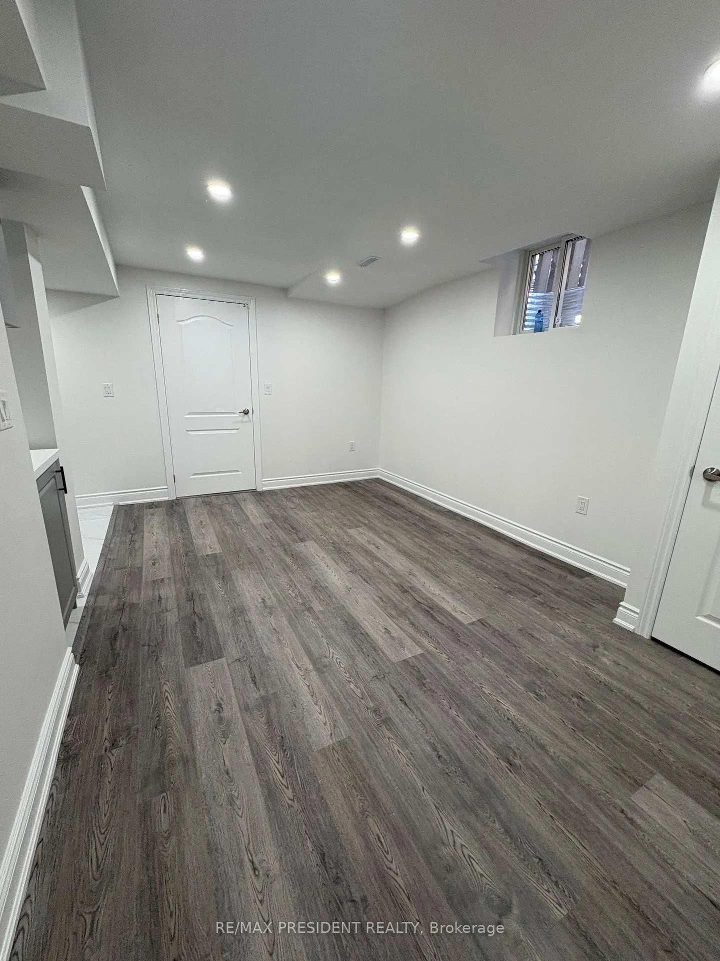 Photo 5 of 2314 Meriadoc Drive, Pickering, Brock Ridge — HOMEH