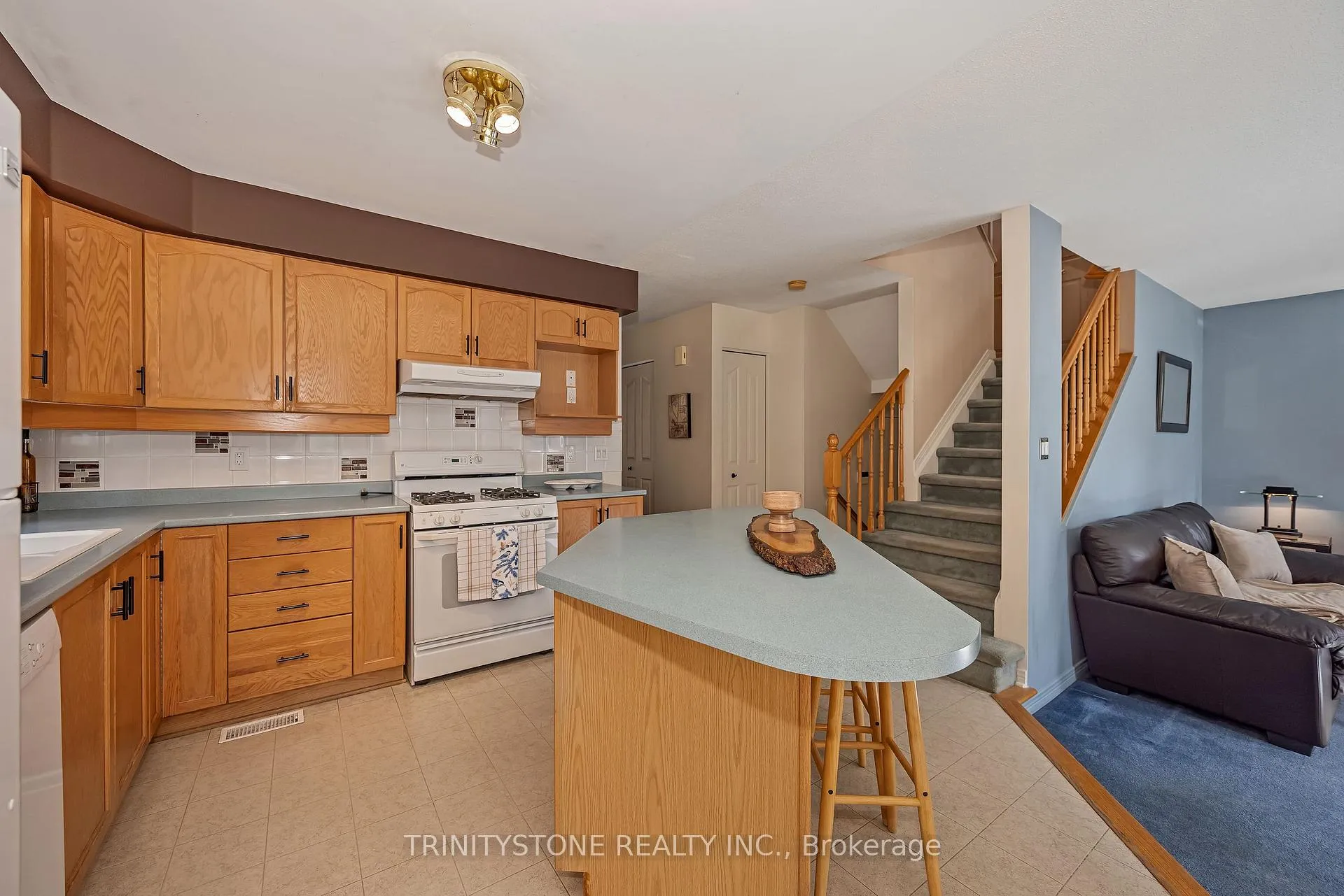 Photo 15 of 20 Birkendale Drive, Ottawa, Kanata - Beaverbrook — HOMEH