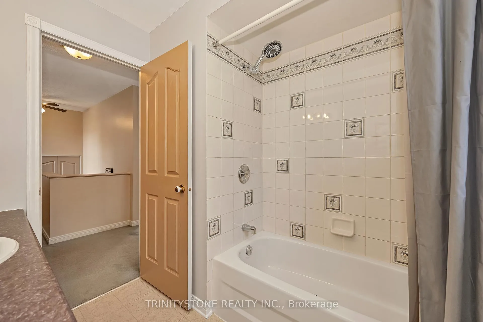 Photo 36 of 20 Birkendale Drive, Ottawa, Kanata - Beaverbrook — HOMEH