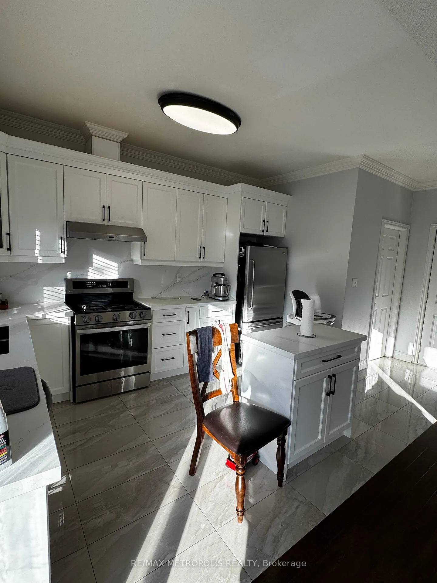 Photo 20 of Unit Main, 24 Viceroy Crescent, Brampton, Northwest Sandalwood Parkway — HOMEH