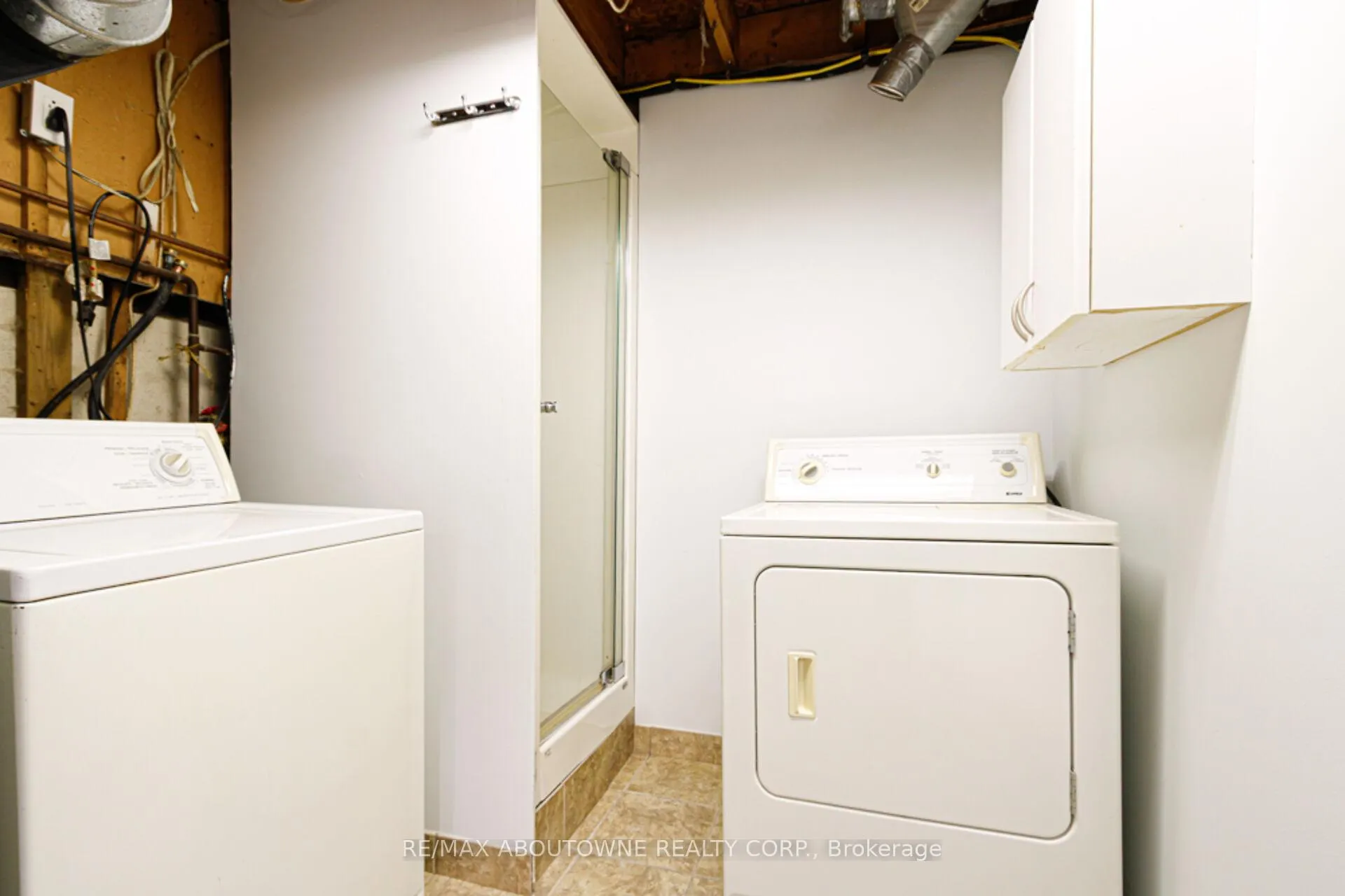 Photo 32 of Unit 41, 1532 Lancaster Drive, Oakville, Falgarwood — HOMEH