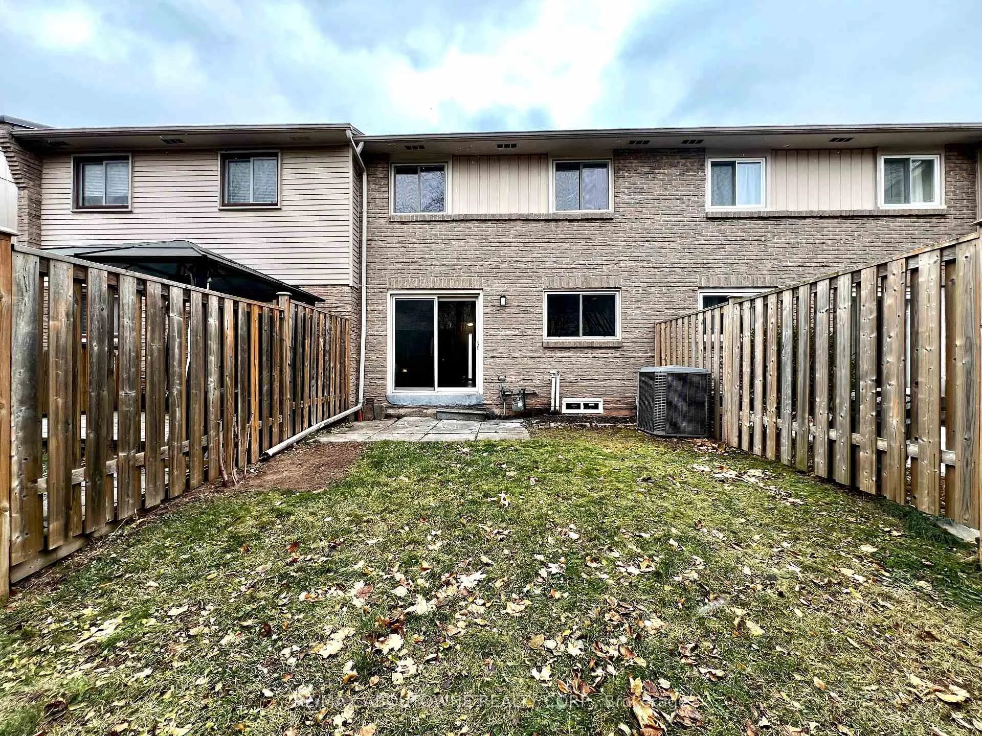 Photo 35 of Unit 41, 1532 Lancaster Drive, Oakville, Falgarwood — HOMEH