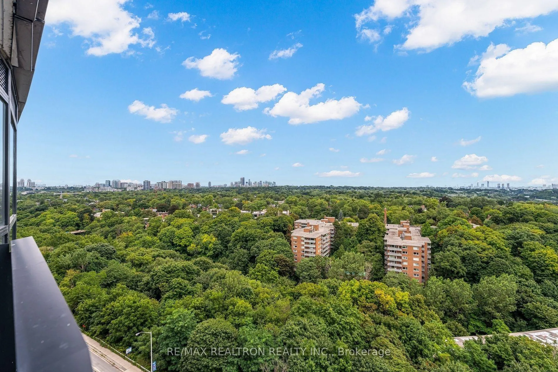 Photo 26 of Unit 1117, 585 Bloor Street E, Toronto, North St. James Town — HOMEH