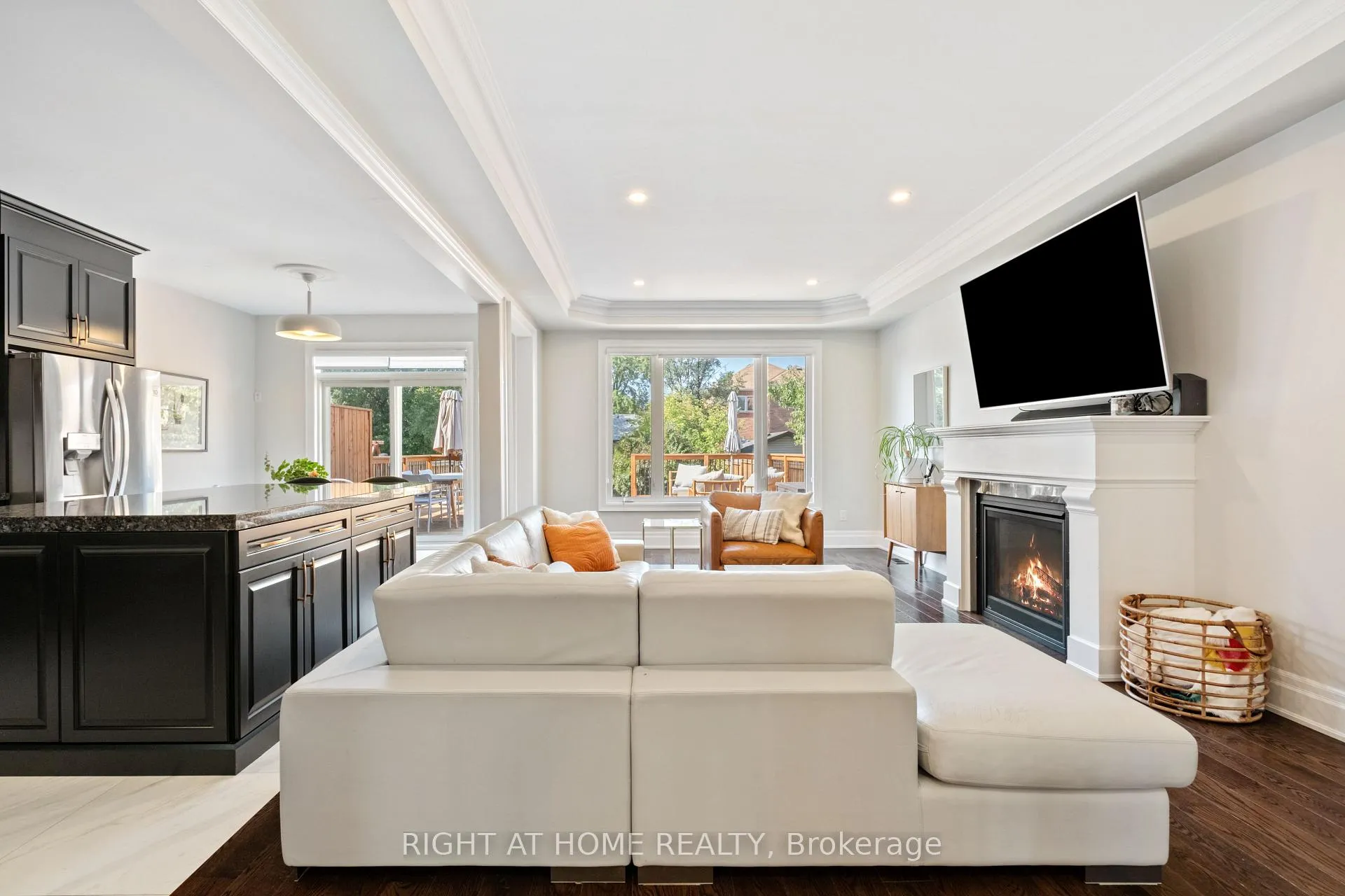 Photo 5 of 20B Leafield Drive, Scarborough, L'Amoreaux — HOMEH