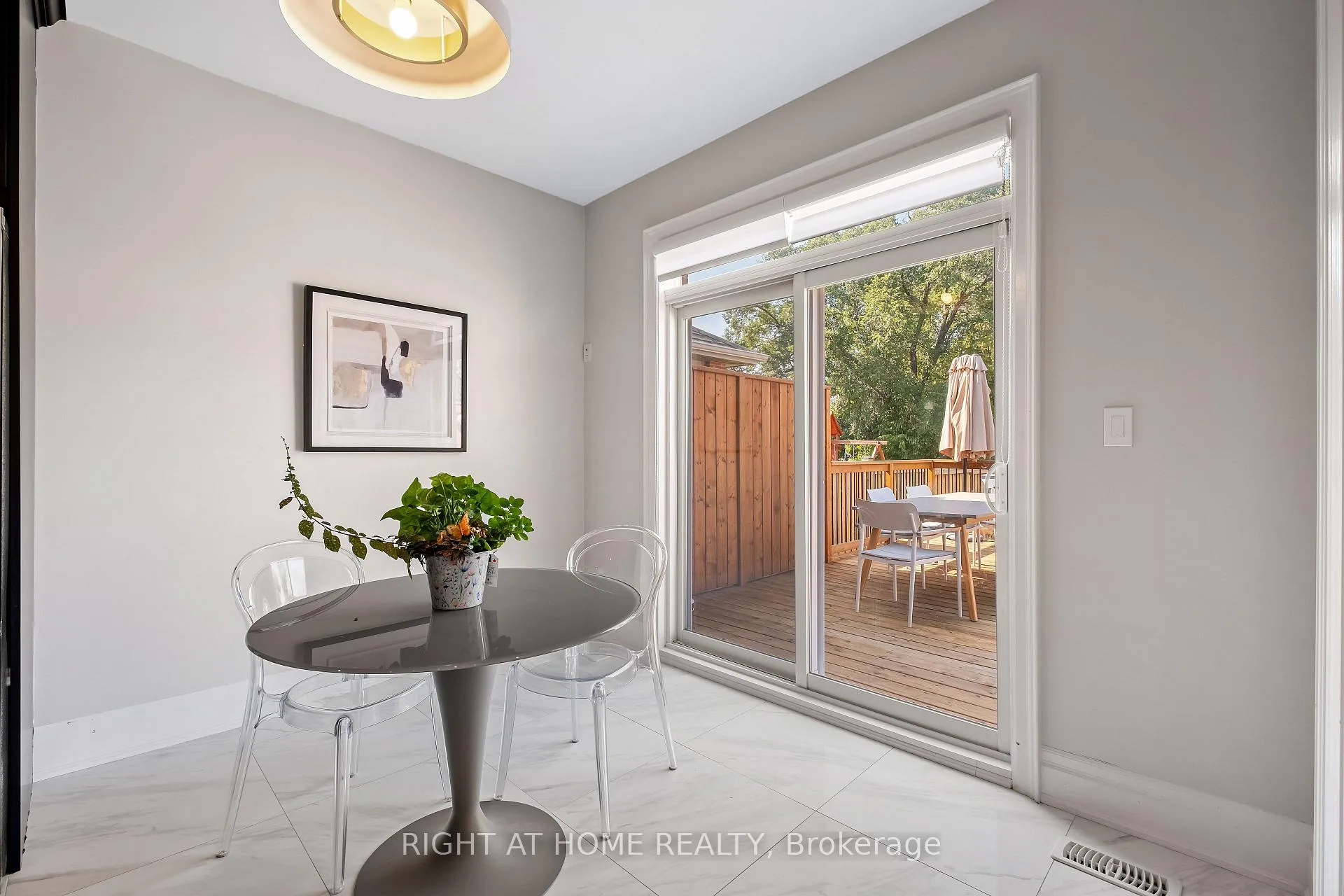 Photo 10 of 20B Leafield Drive, Scarborough, L'Amoreaux — HOMEH