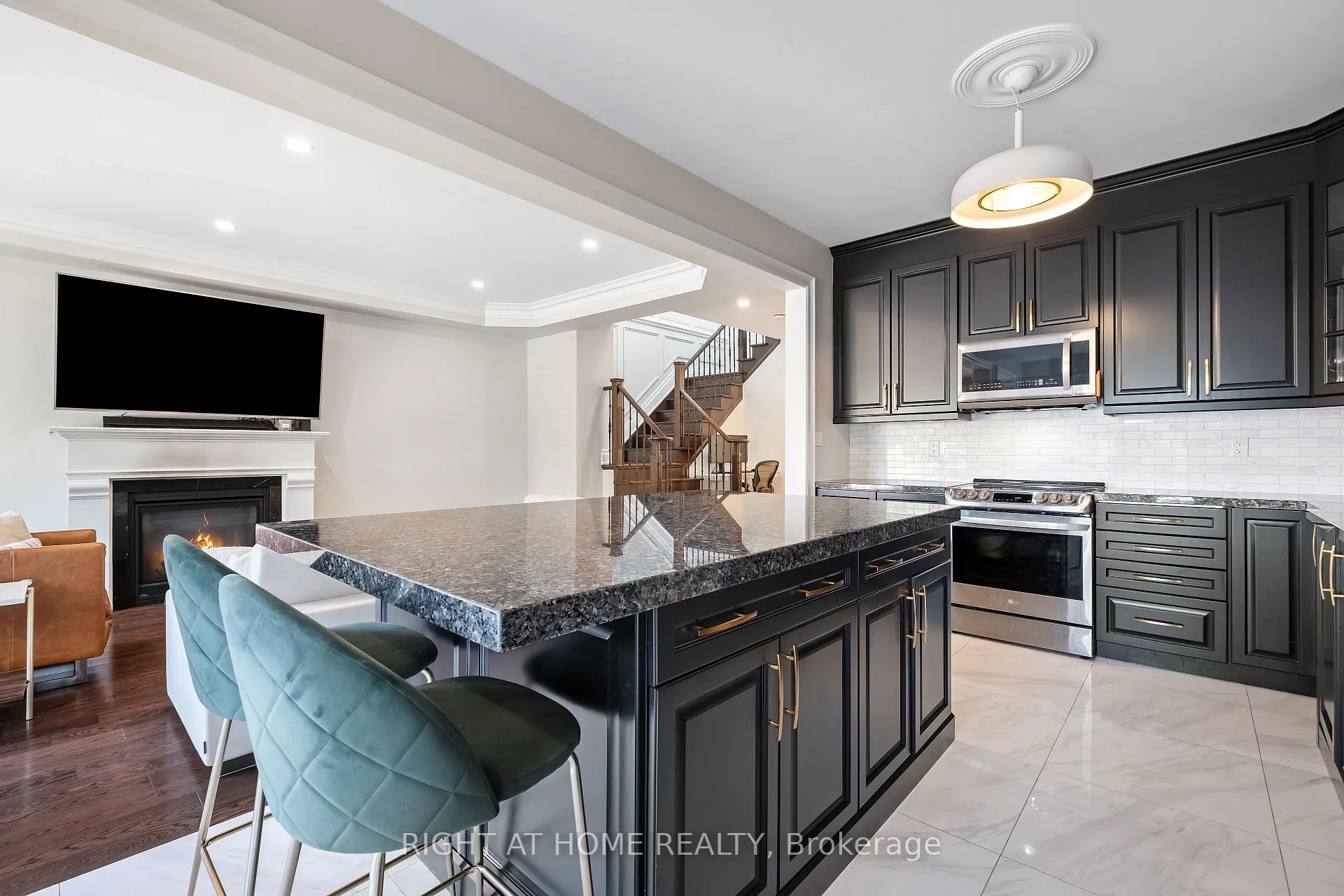 Photo 12 of 20B Leafield Drive, Scarborough, L'Amoreaux — HOMEH