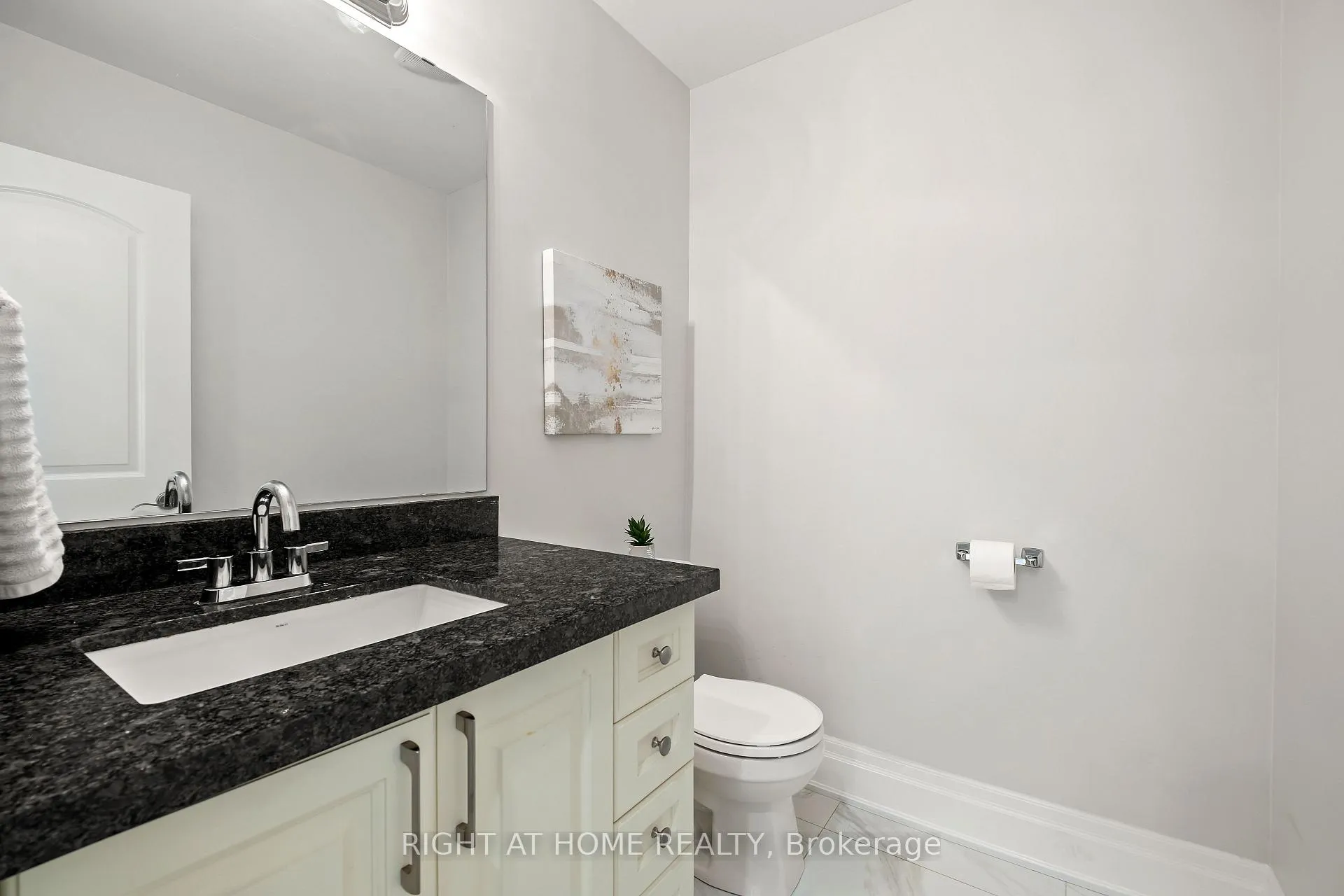Photo 15 of 20B Leafield Drive, Scarborough, L'Amoreaux — HOMEH