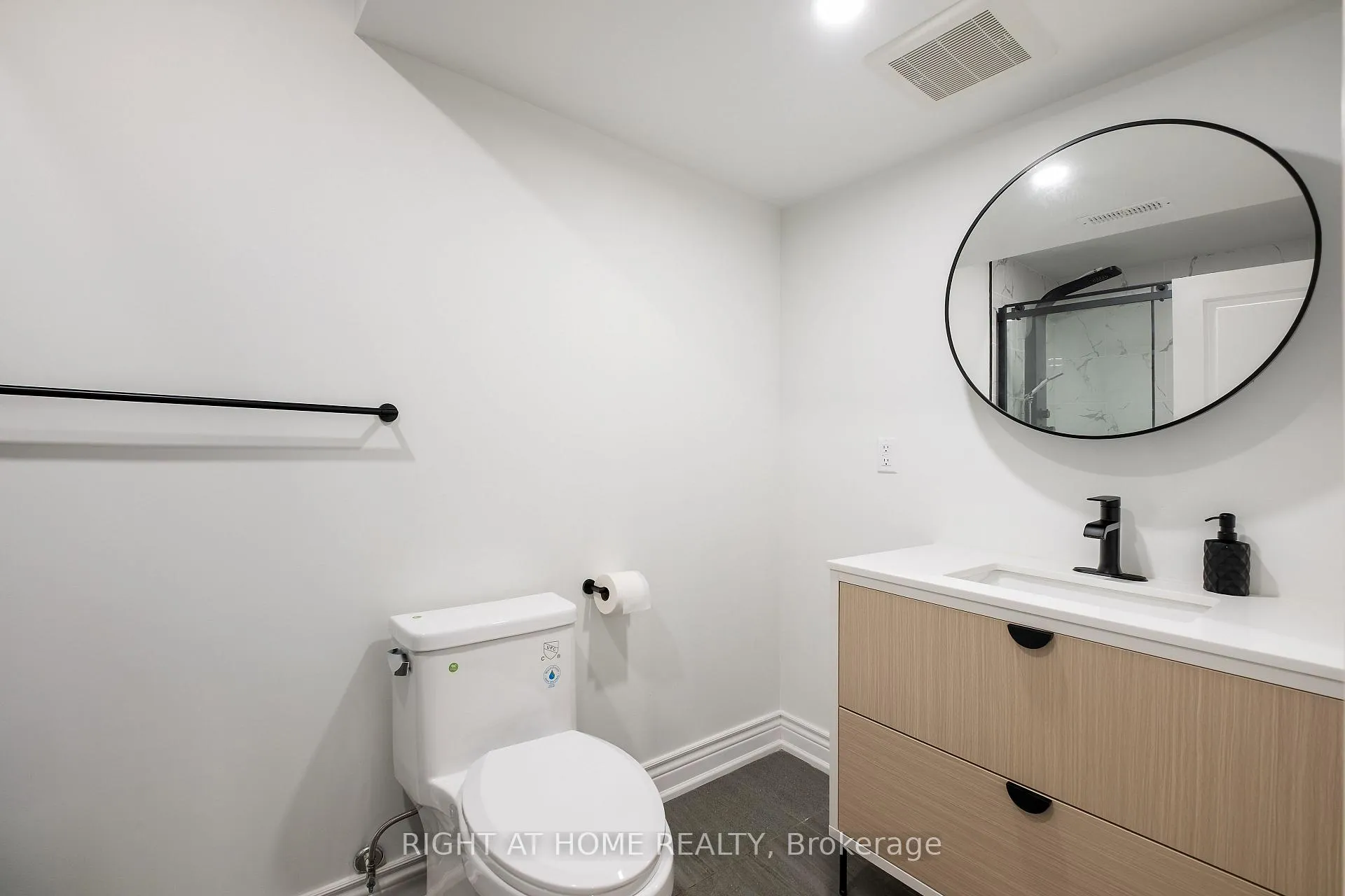Photo 38 of 20B Leafield Drive, Scarborough, L'Amoreaux — HOMEH