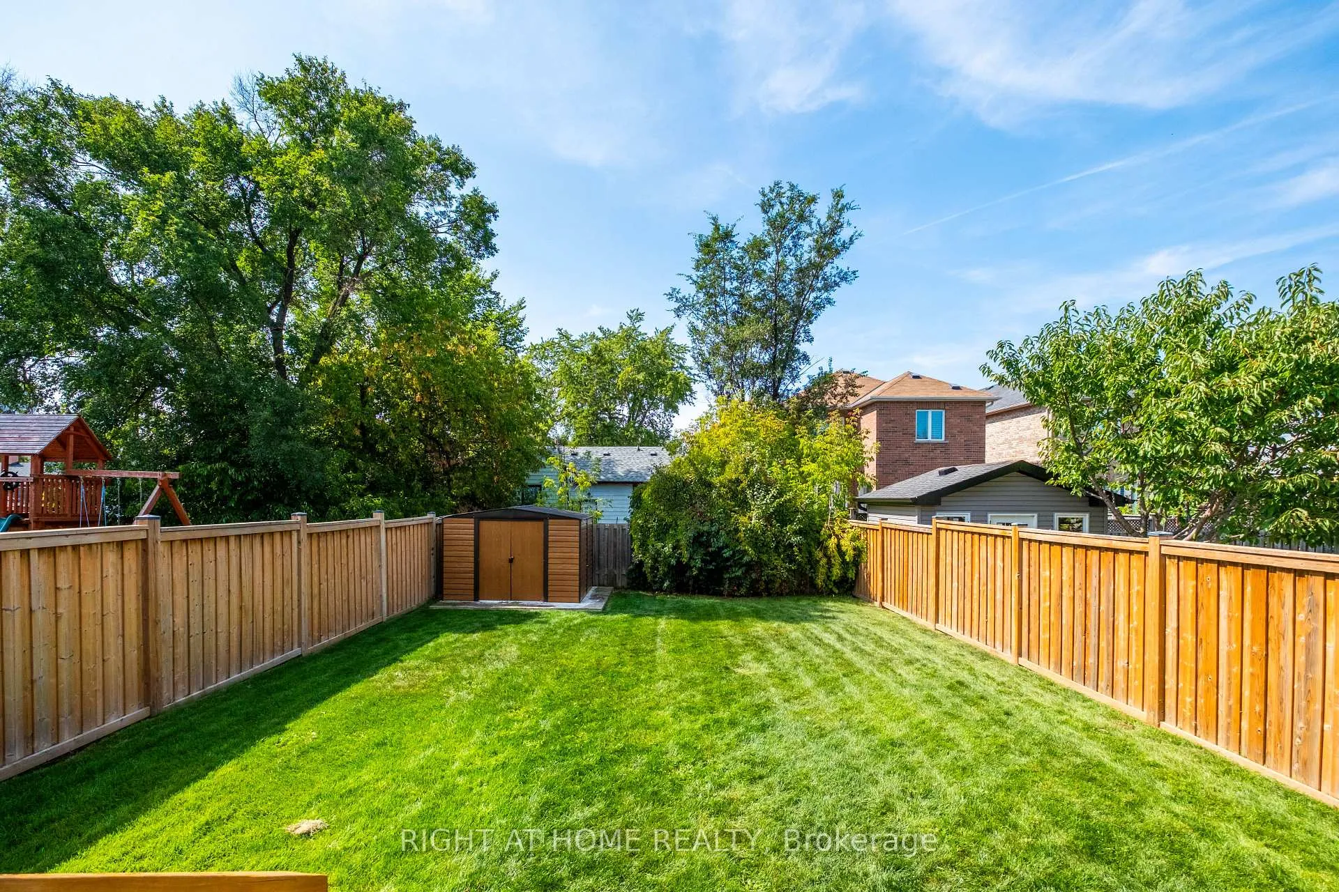 Photo 42 of 20B Leafield Drive, Scarborough, L'Amoreaux — HOMEH