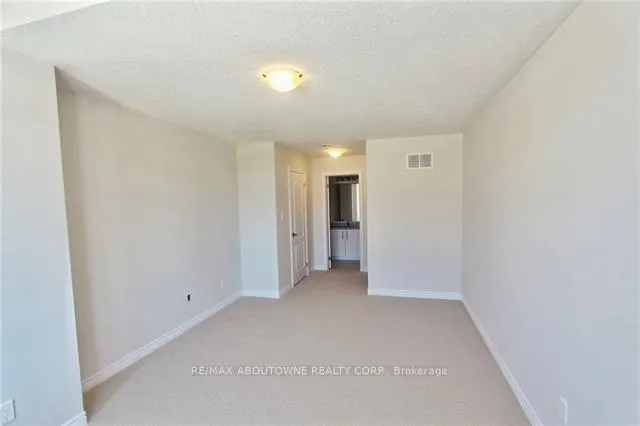 Photo 13 of 81 Pettitt Drive, Guelph, Grange Road — HOMEH