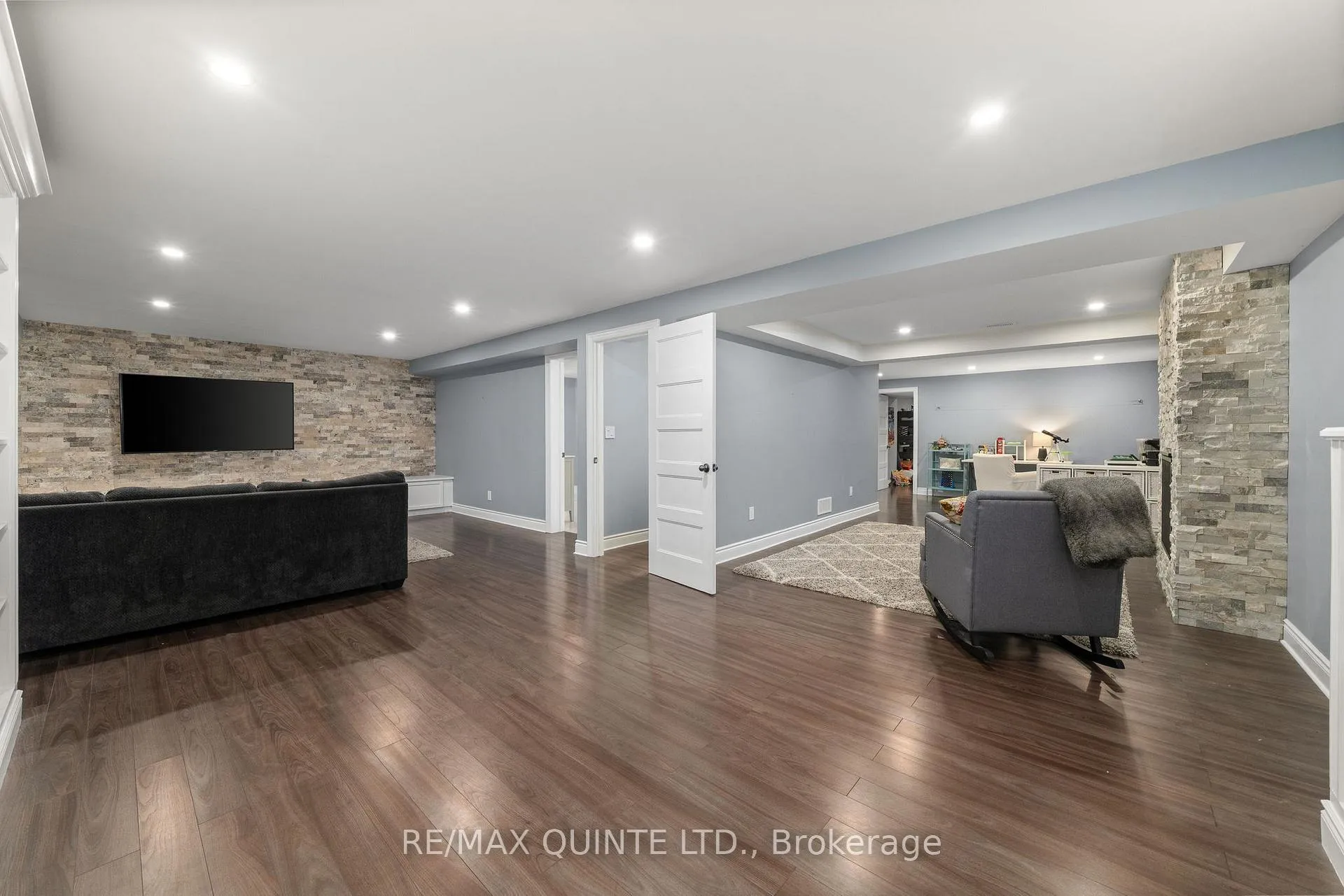 Photo 26 of 53 Tessa Boulevard, Belleville, Belleville Ward — HOMEH